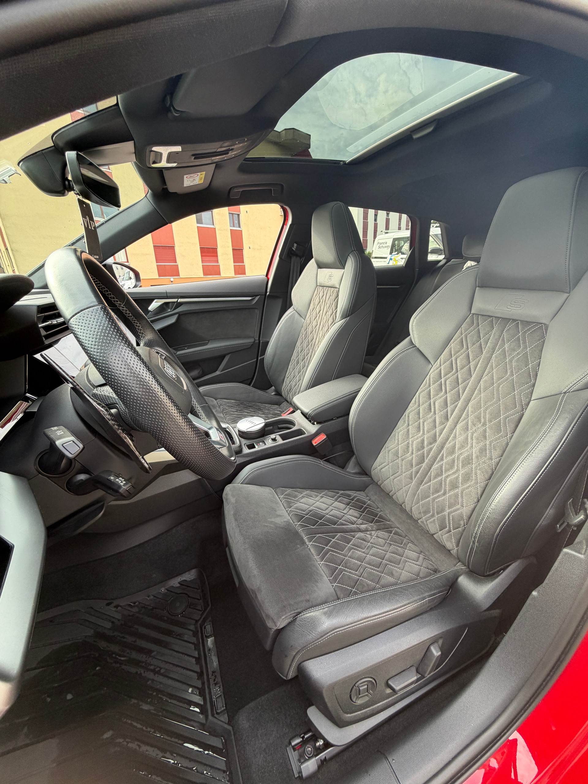 AUDI 2.0 TFSI quattro S-Tronic-image-4