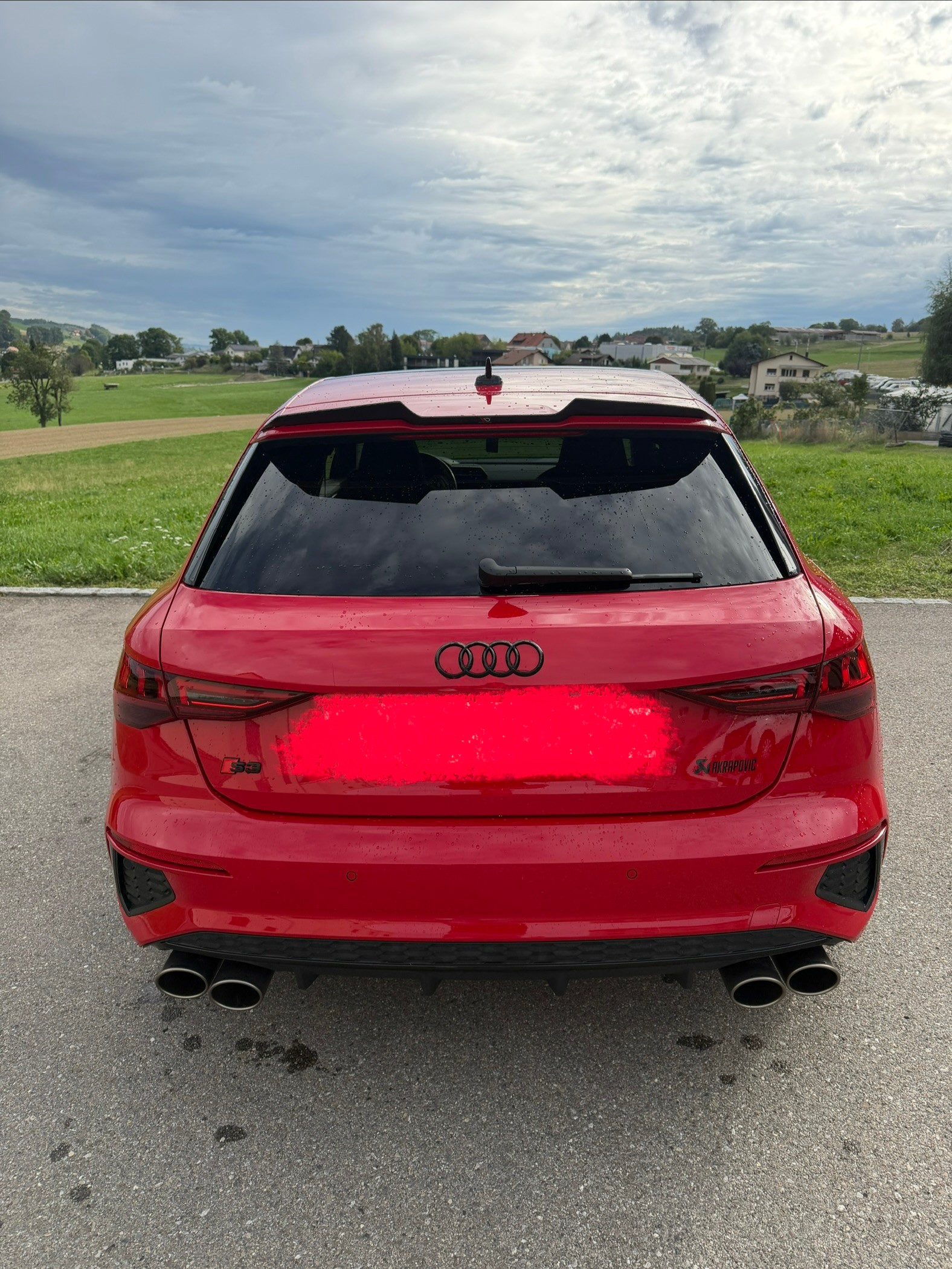 AUDI 2.0 TFSI quattro S-Tronic-image-2