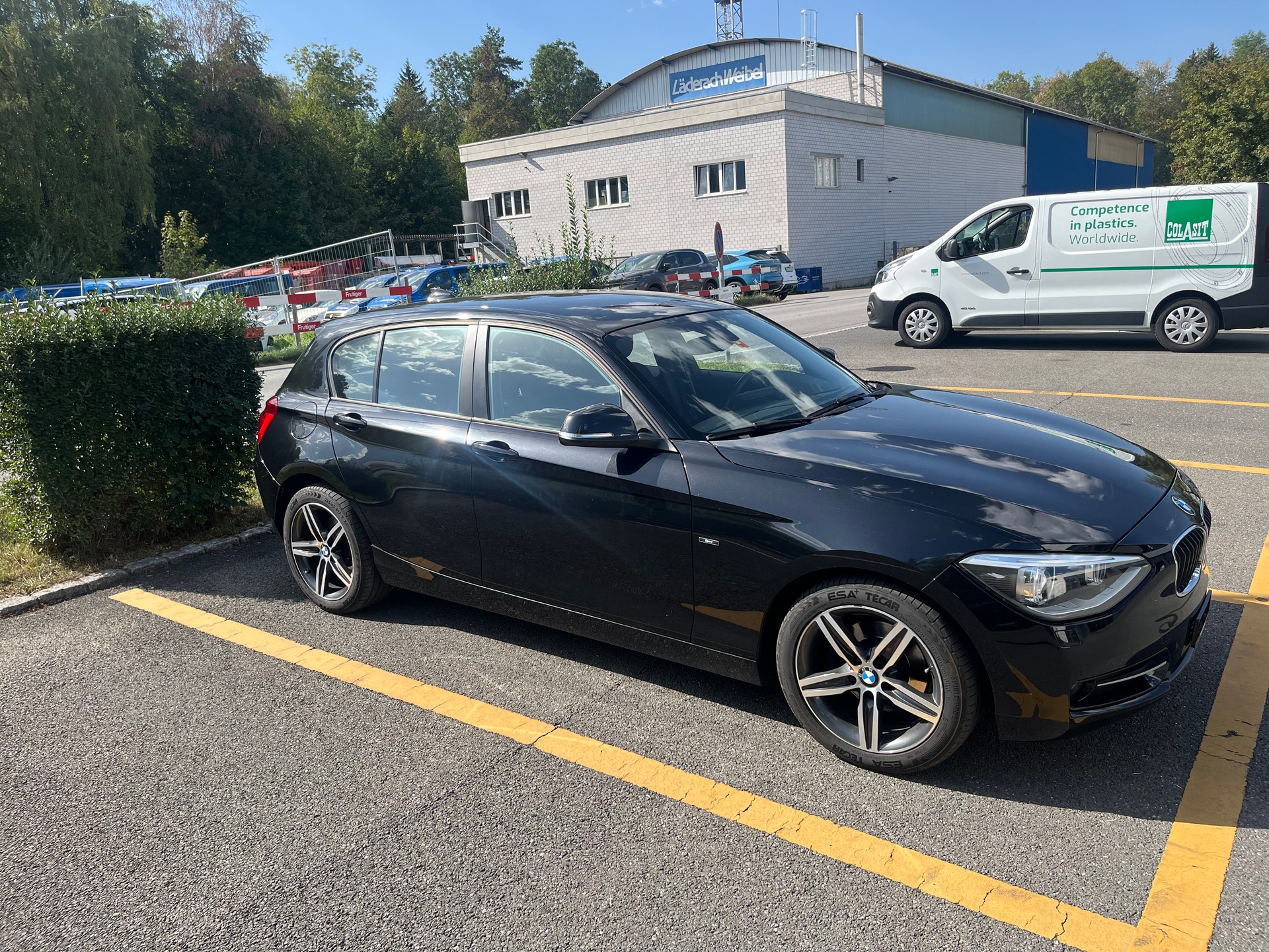 BMW 118i Sport Line Steptronic-image-0