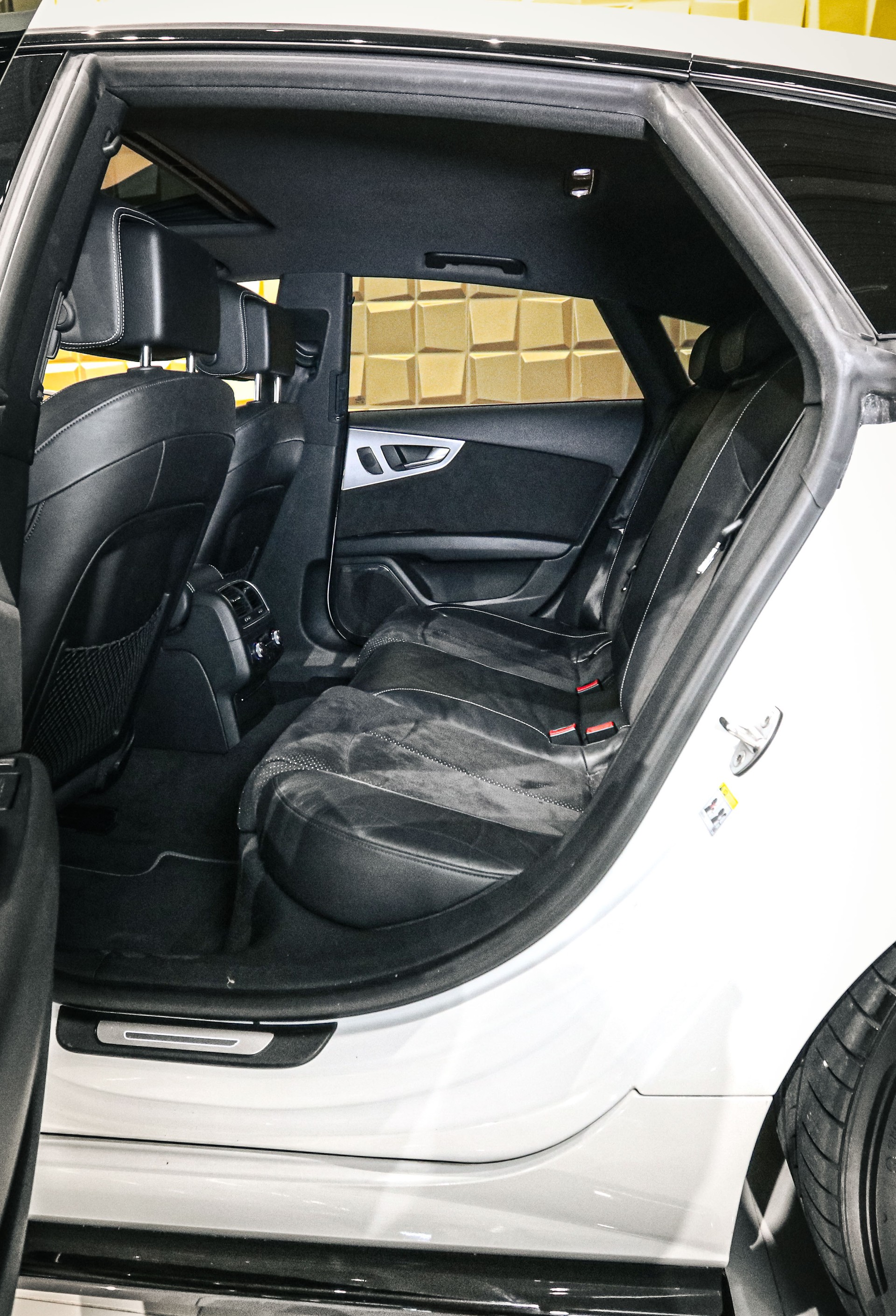 AUDI A7 Sportback 3.0 TDI quattro S-tronic-image-12