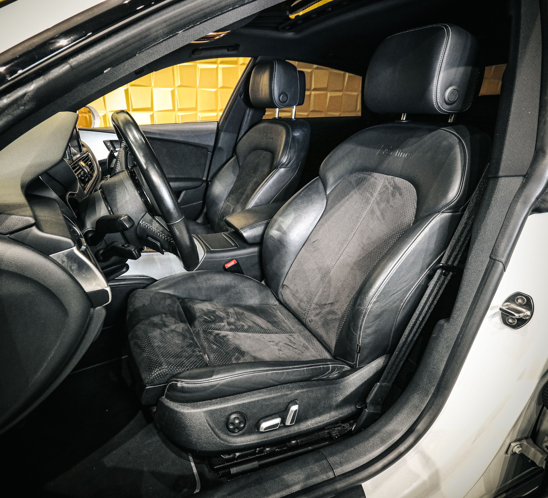 AUDI A7 Sportback 3.0 TDI quattro S-tronic-image-10