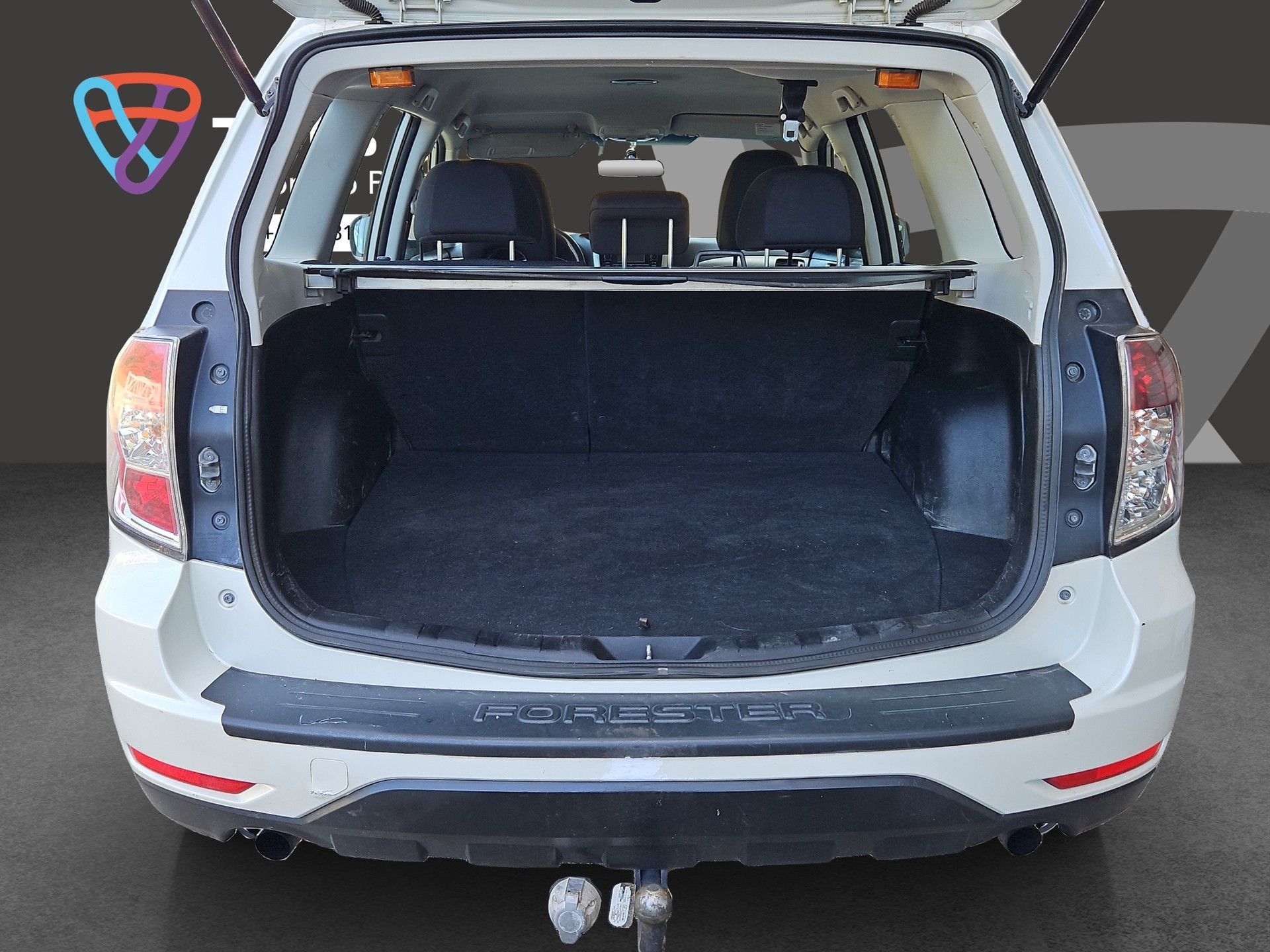 SUBARU Forester 2.0XS Comfort manuelles Getriebe mit Untersetzung und Anhängerkupplung-image-9