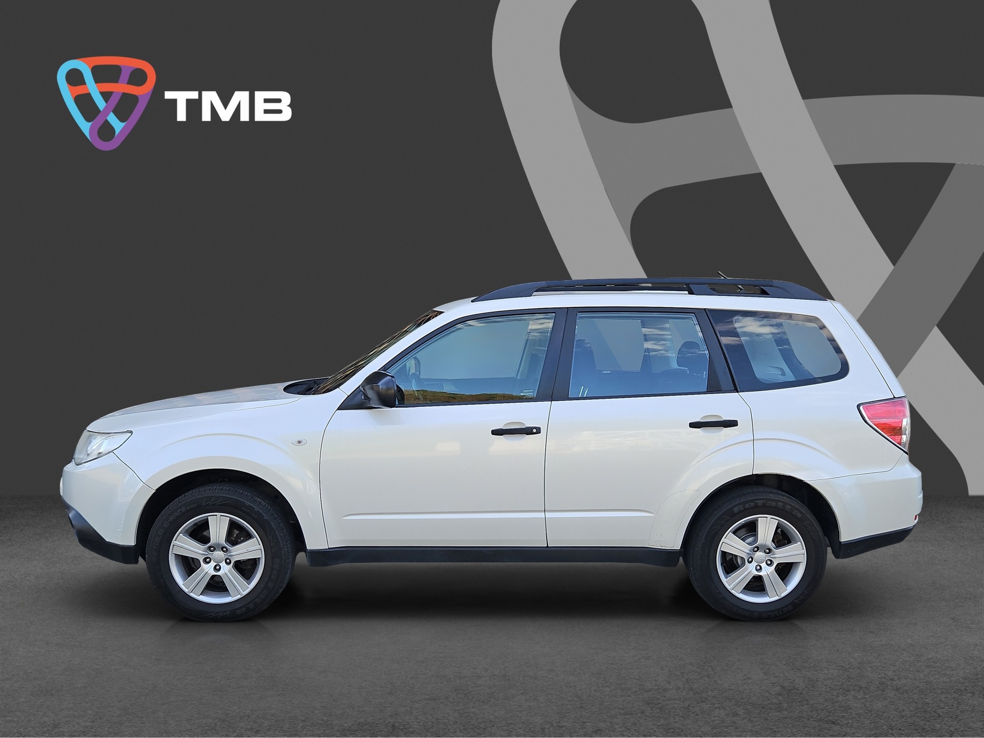 SUBARU Forester 2.0XS Comfort manuelles Getriebe mit Untersetzung und Anhängerkupplung-image-1