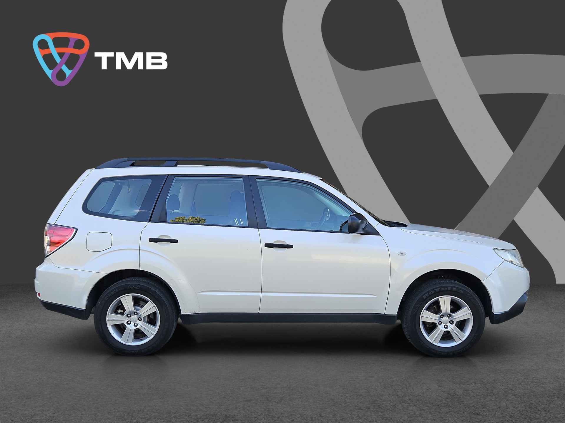SUBARU Forester 2.0XS Comfort manuelles Getriebe mit Untersetzung und Anhängerkupplung-image-4