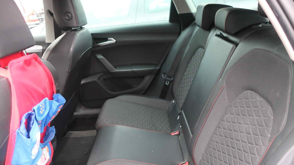 SEAT Leon ST 2.0 TDI EVO DSG 4Drive FR-image-8