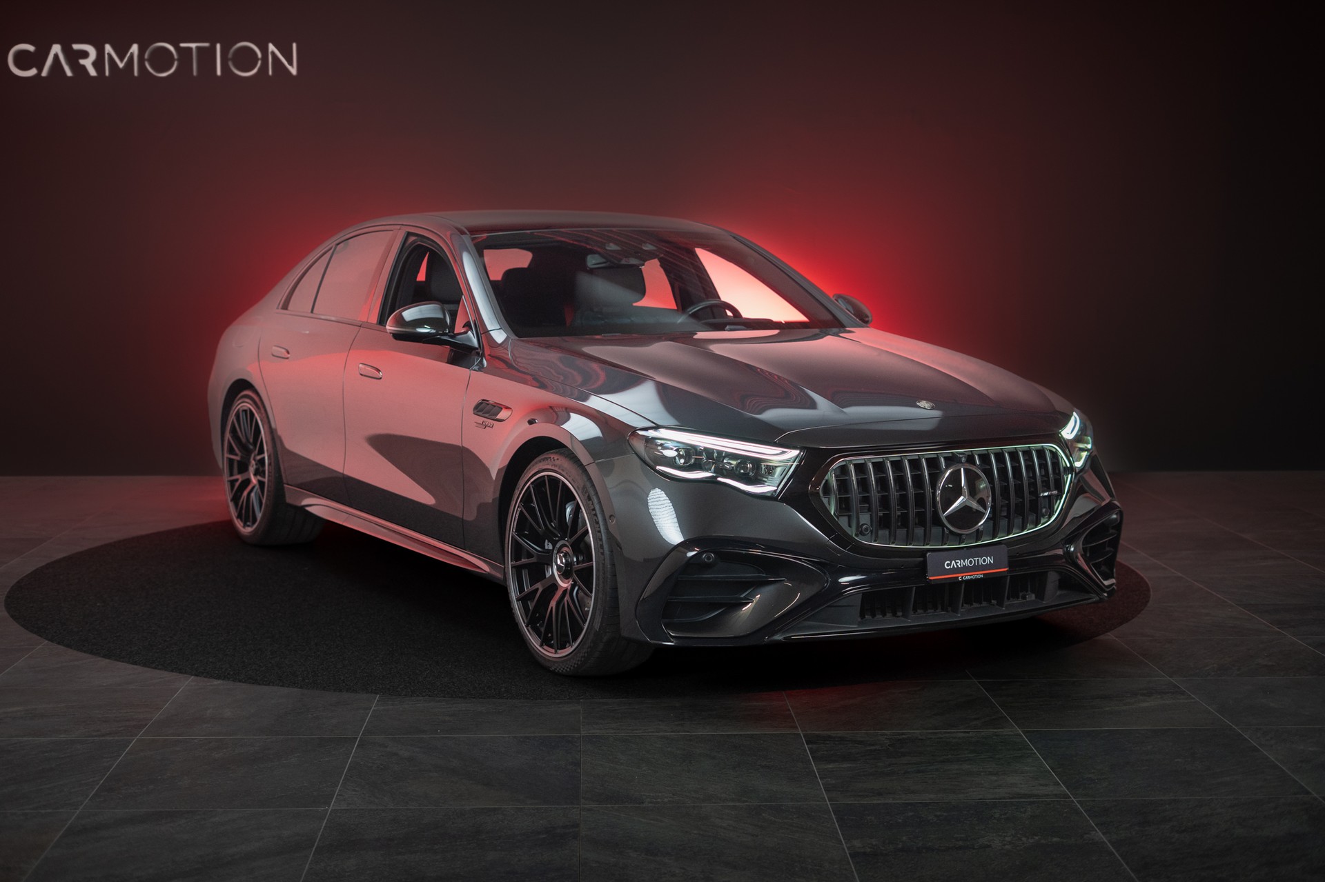 MERCEDES-BENZ E 53 Hybrid AMG 4matic+ / Beleuchteter Kühlergrill / Panorama / Burmester-showroom-element-2