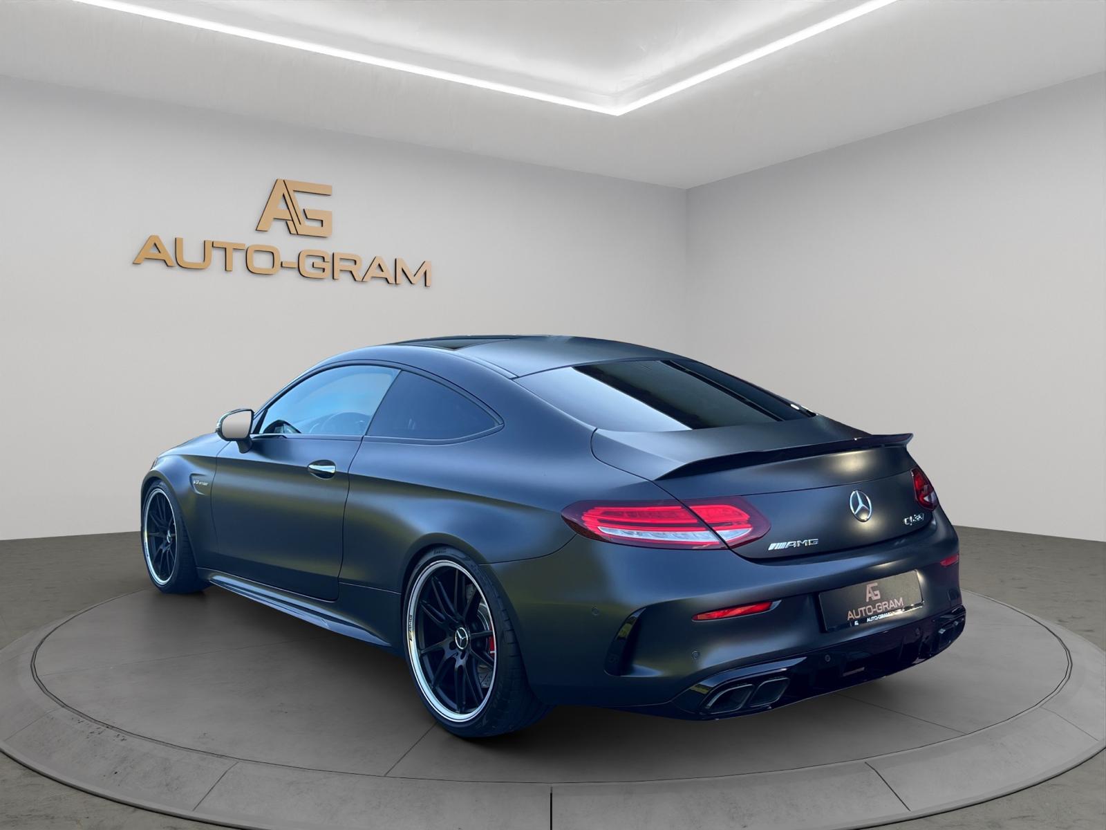 MERCEDES-BENZ C 63 S AMG 9G-tronic-image-2