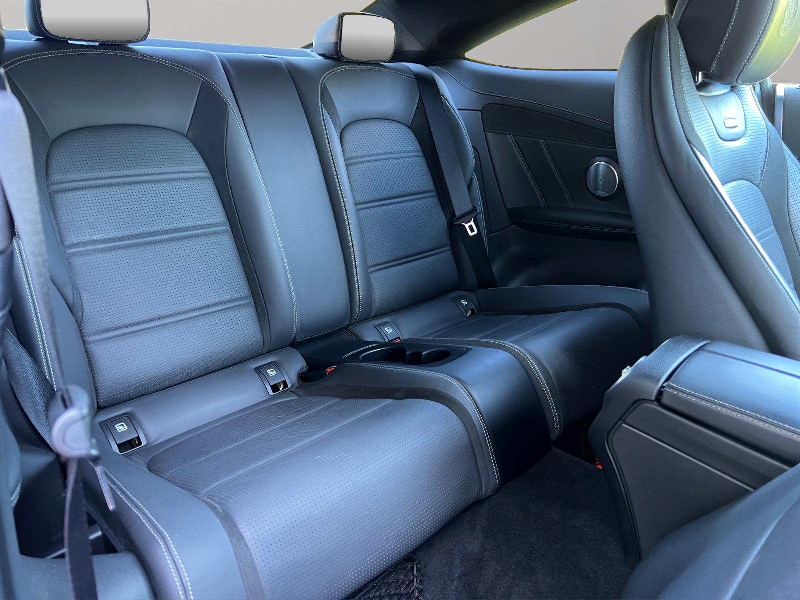 MERCEDES-BENZ C 63 S AMG 9G-tronic-image-26