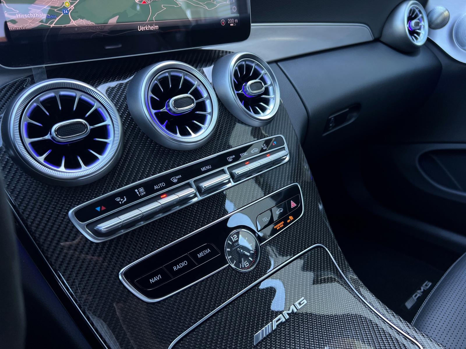 MERCEDES-BENZ C 63 S AMG 9G-tronic-image-17