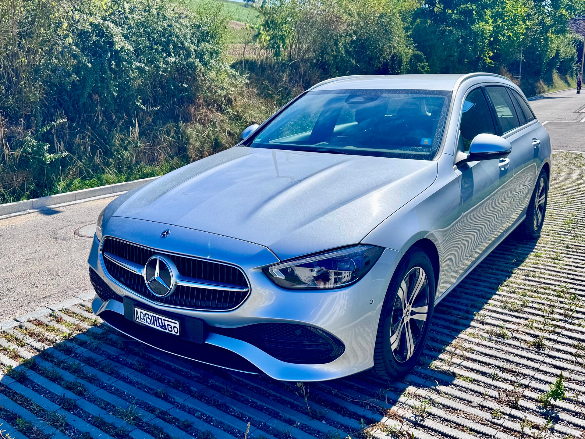 MERCEDES-BENZ C 220 d T Avantgarde-image-0