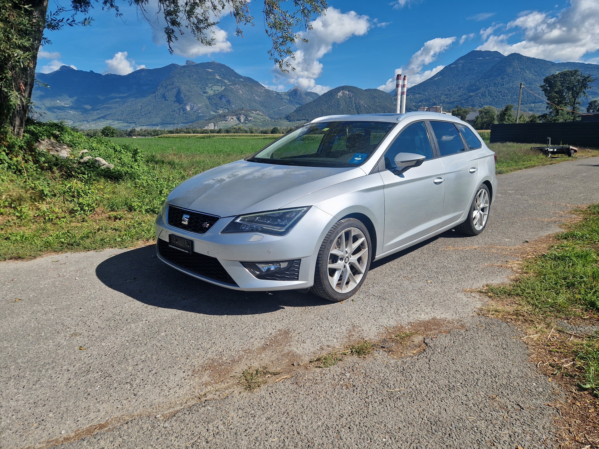 SEAT Leon ST 1.8 TSI FR Line-image-0