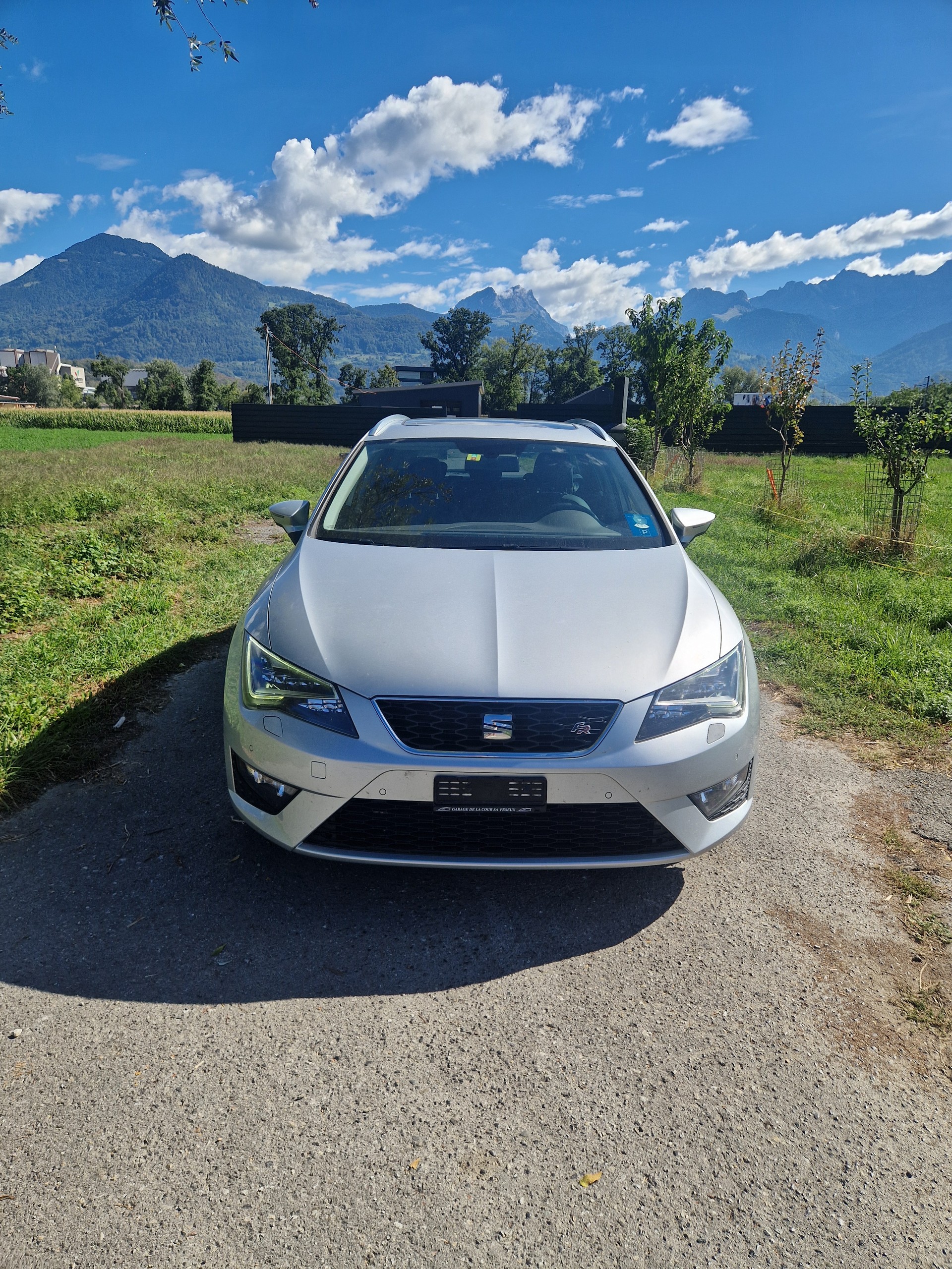 SEAT Leon ST 1.8 TSI FR Line-image-1
