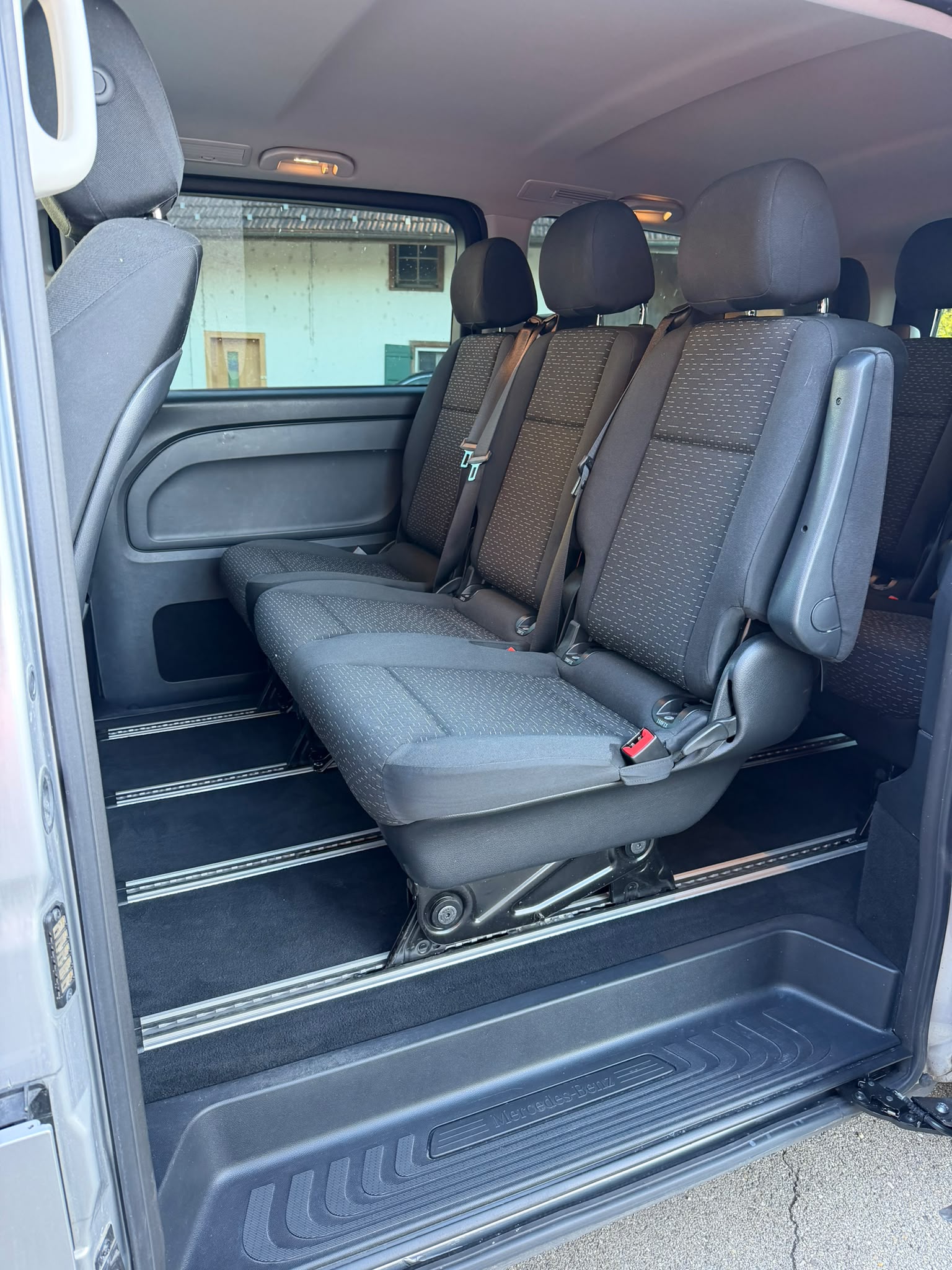 MERCEDES-BENZ Vito 116 CDI Lang Select Tourer 9G-Tronic-image-13