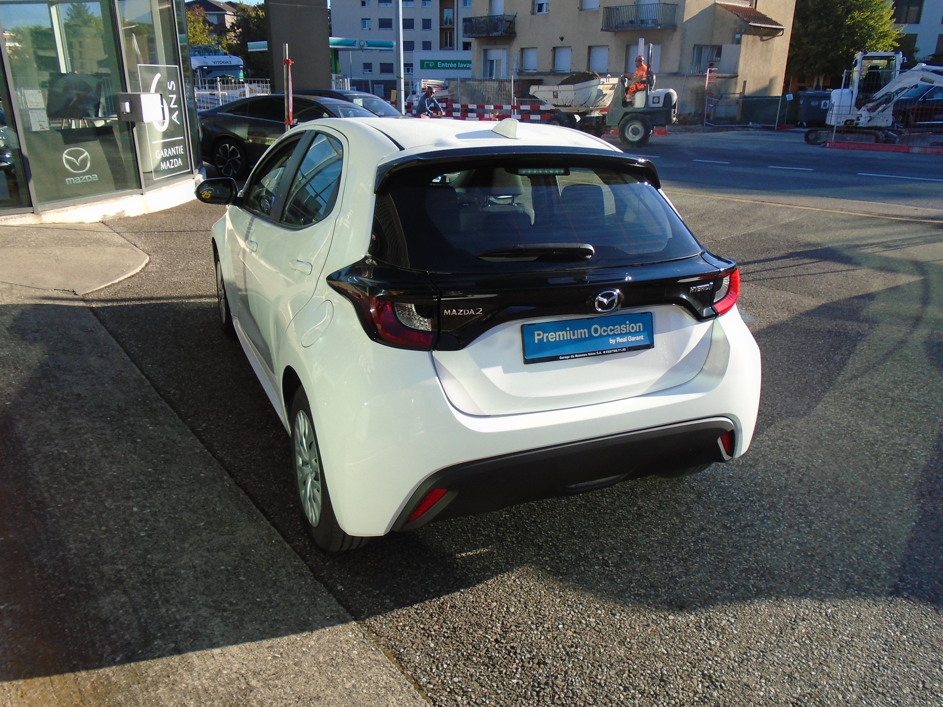 MAZDA 2 Hybrid Pure-image-4