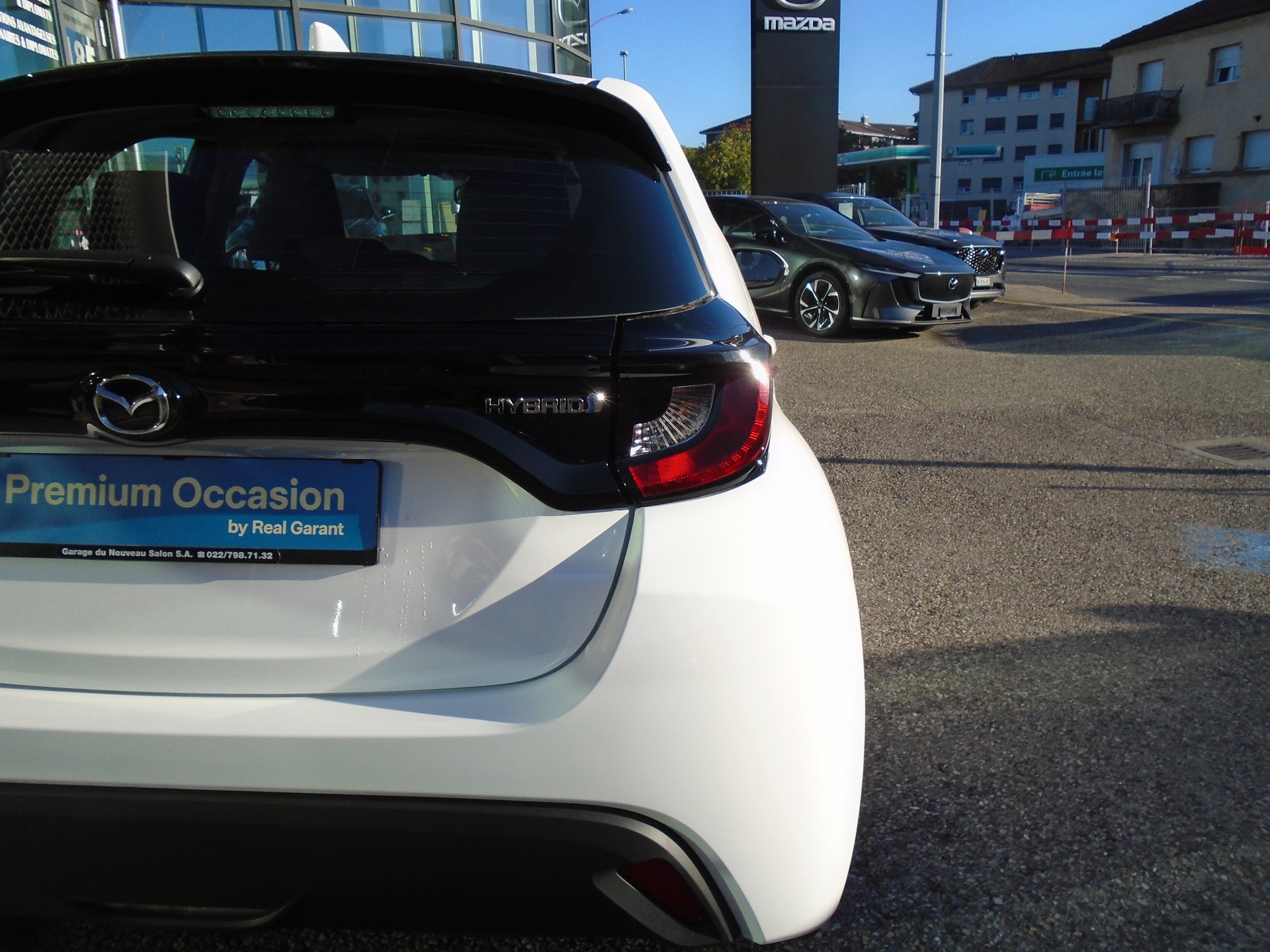MAZDA 2 Hybrid Pure-image-5