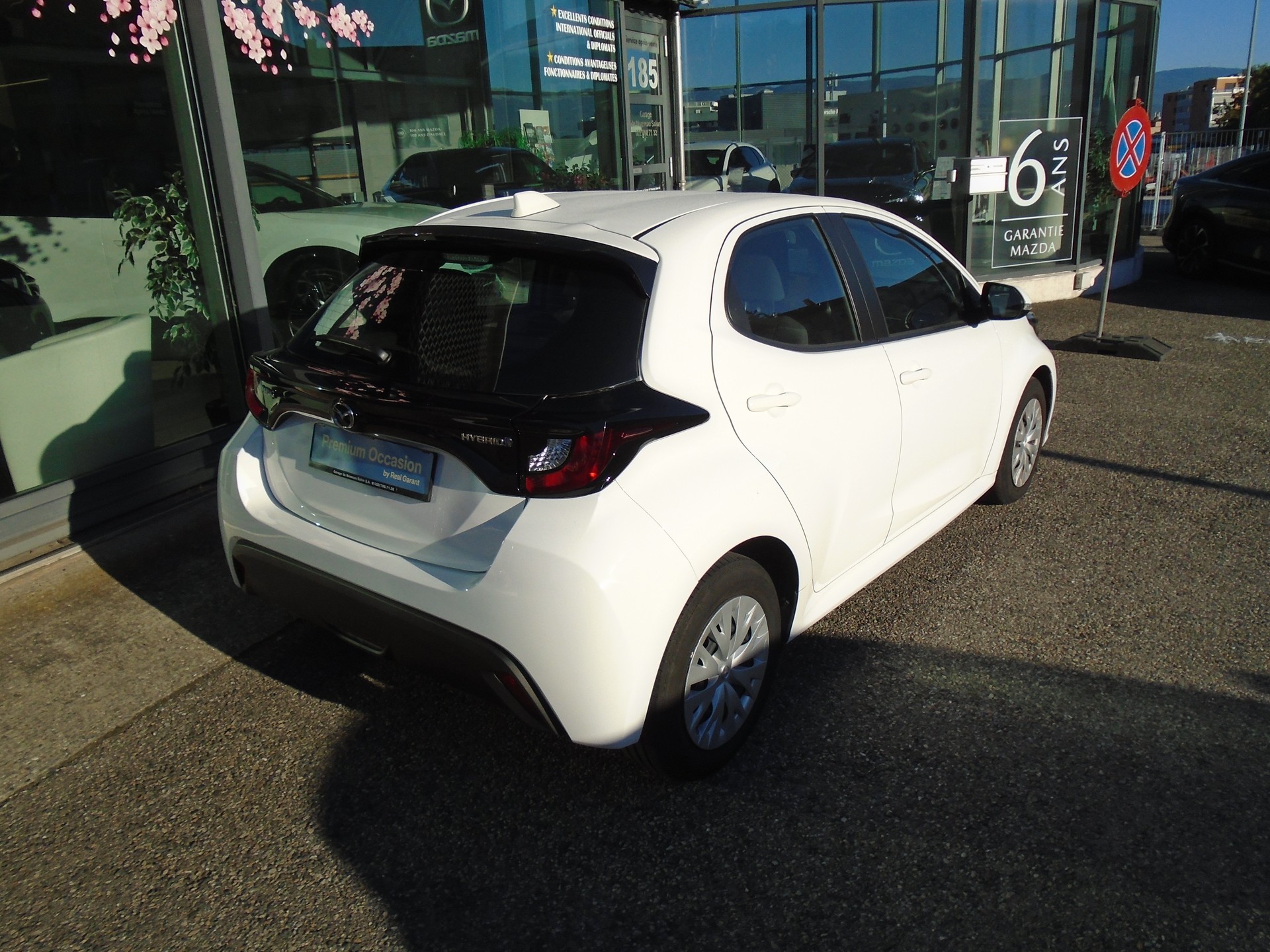MAZDA 2 Hybrid Pure-image-3