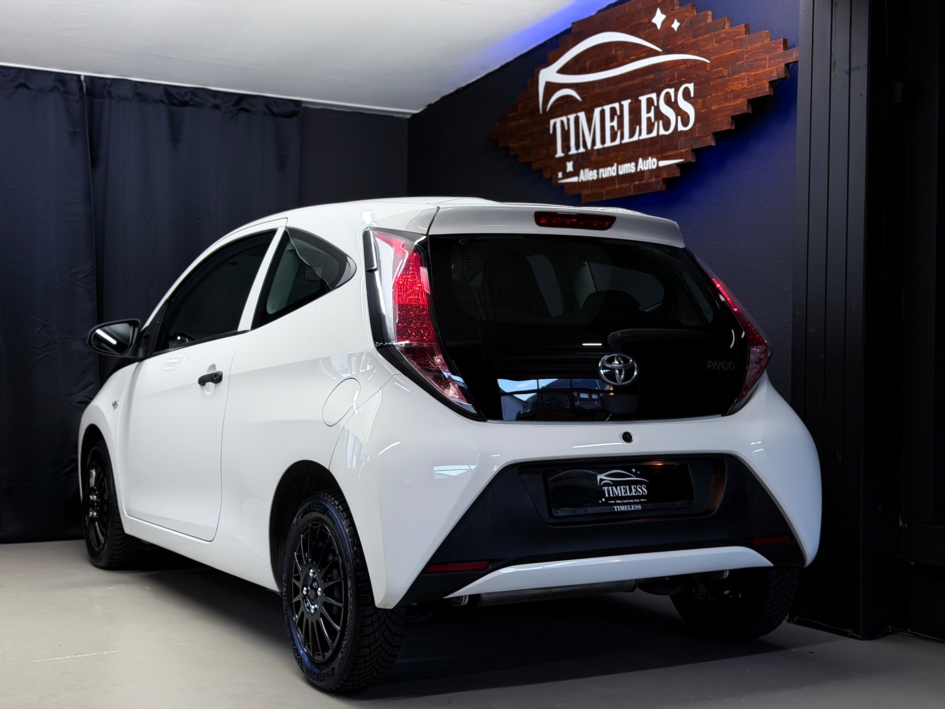 TOYOTA Aygo 1.0 VVT-i x-image-6