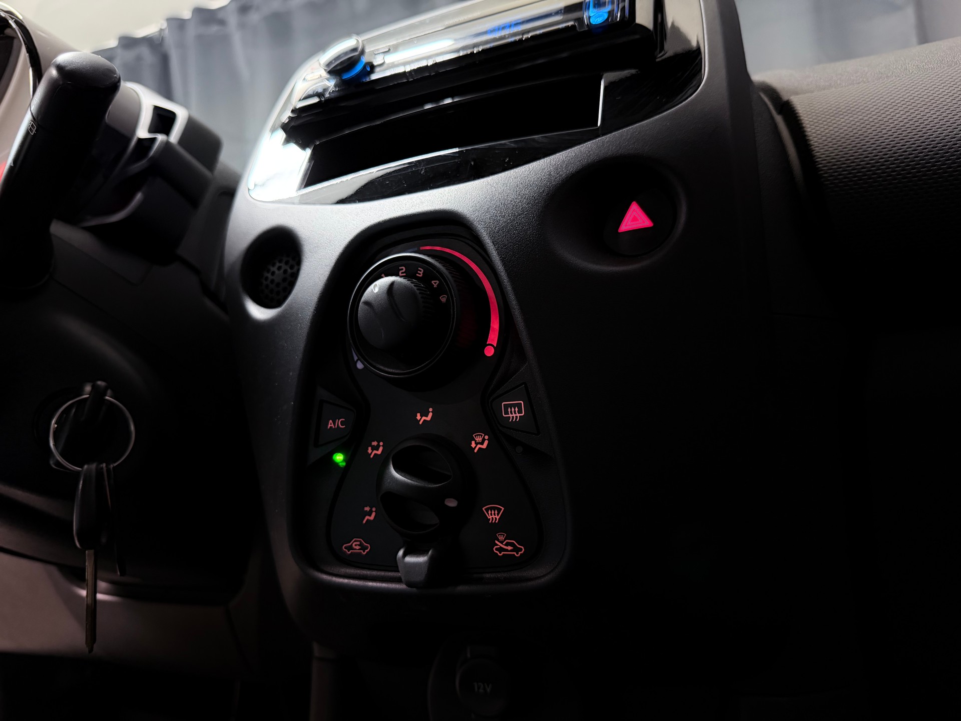 TOYOTA Aygo 1.0 VVT-i x-image-11