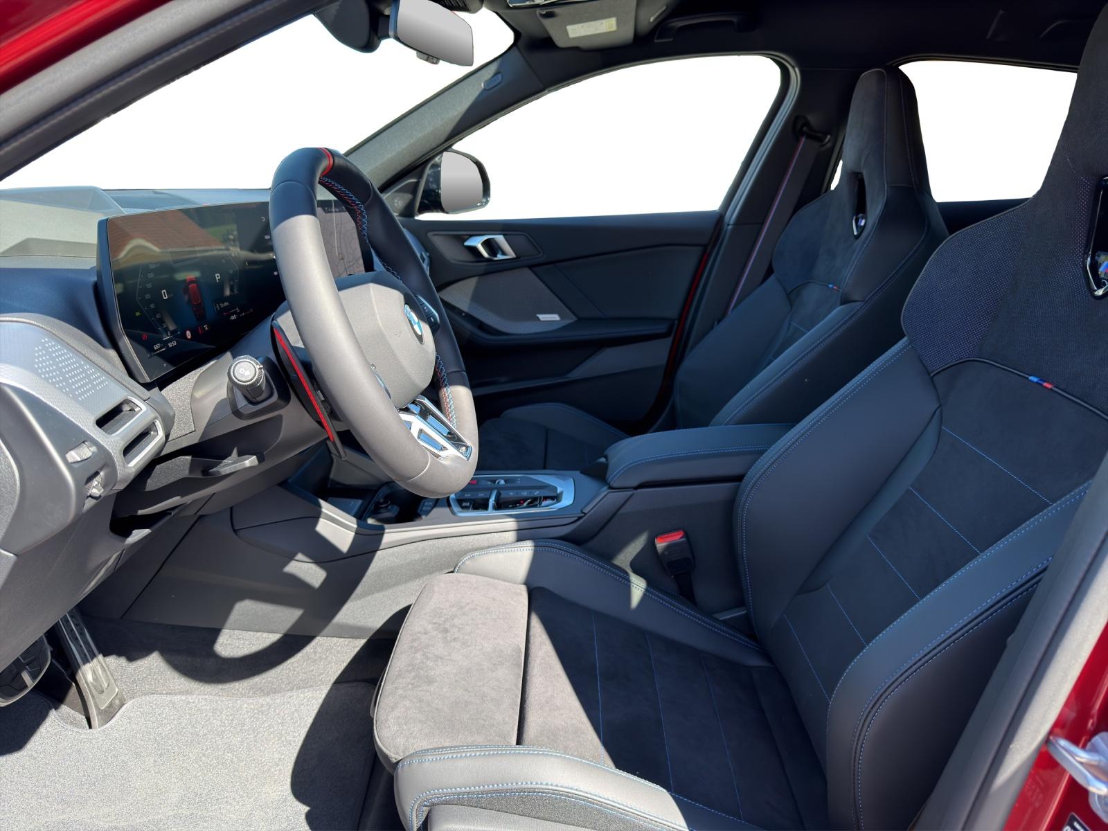 BMW M135i xDrive-image-8