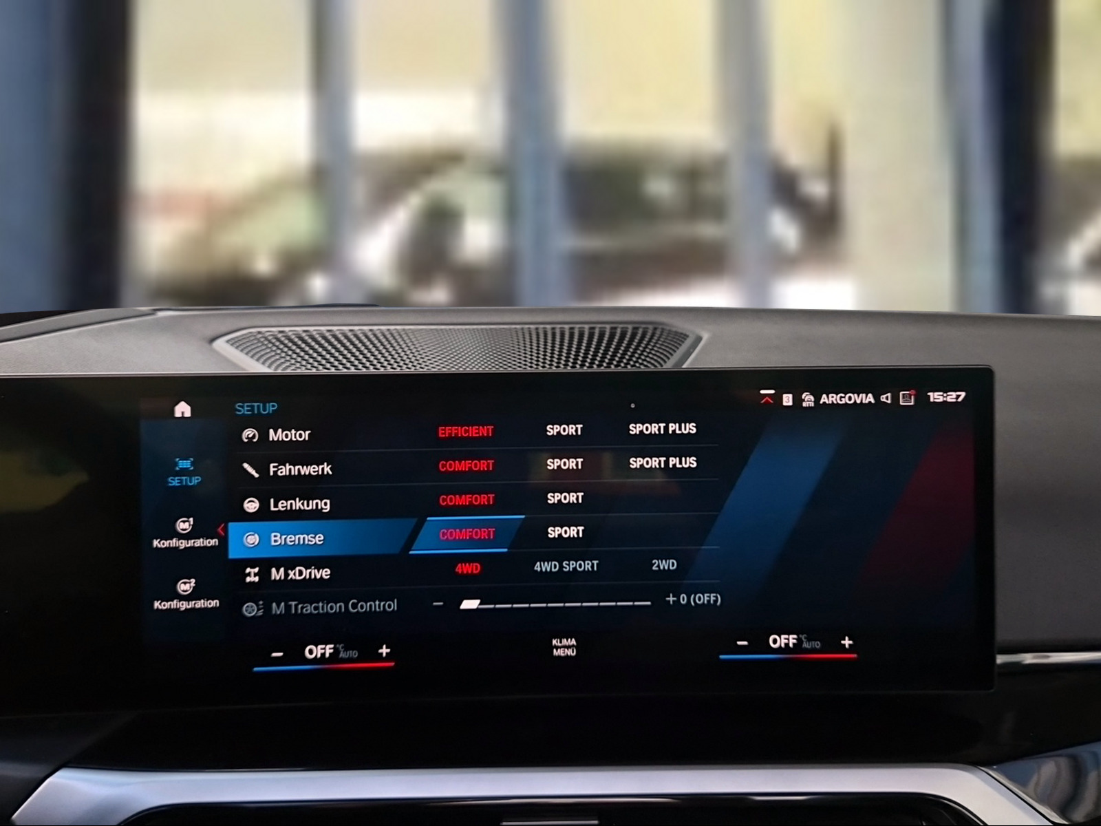 BMW M4 Cabrio Competition M xDrive Portimo Blau Metallic-image-12