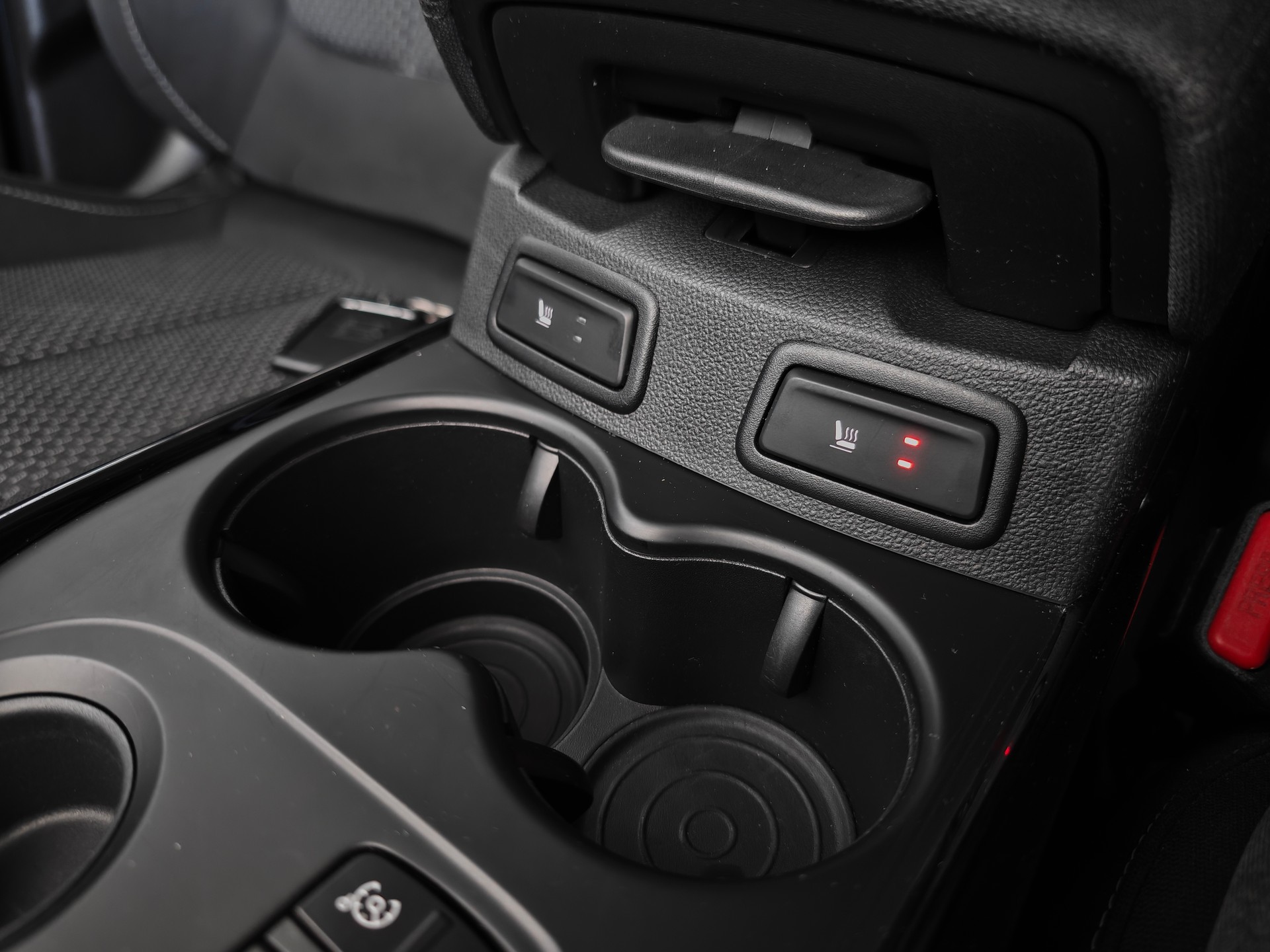 RENAULT Kadjar 1.3 160 Turbo Business EDC-image-16