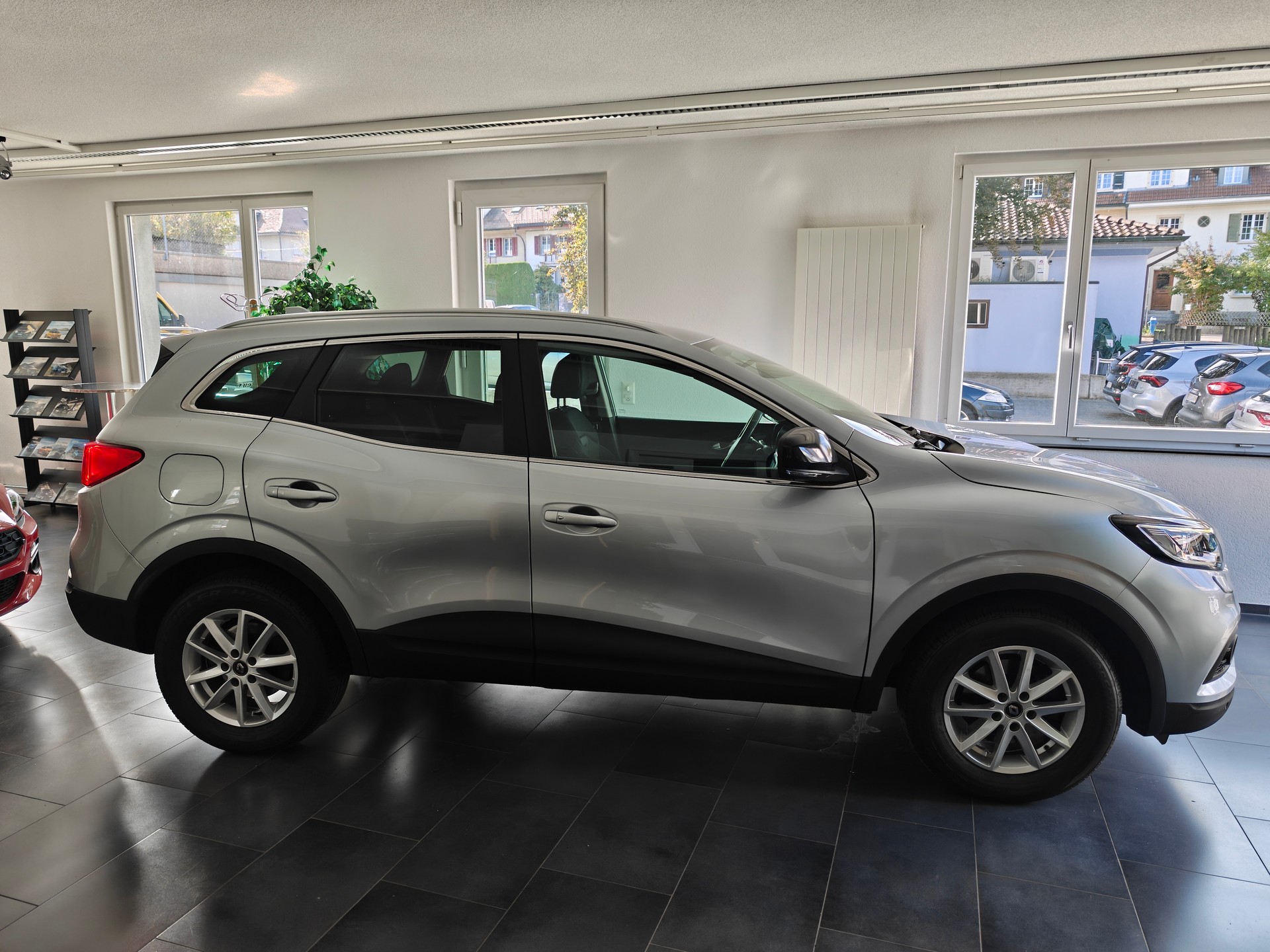 RENAULT Kadjar 1.3 160 Turbo Business EDC-image-1