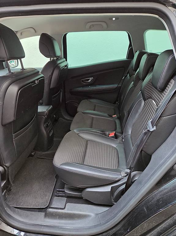 RENAULT GRAND SCENIC-image-5