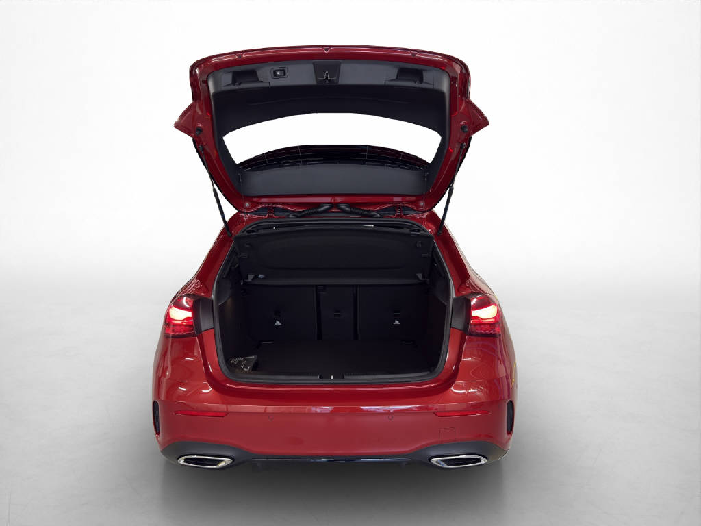MERCEDES-BENZ A 250 AMG Line 4Matic-image-8