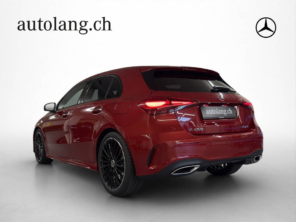 MERCEDES-BENZ A 250 AMG Line 4Matic-image-3