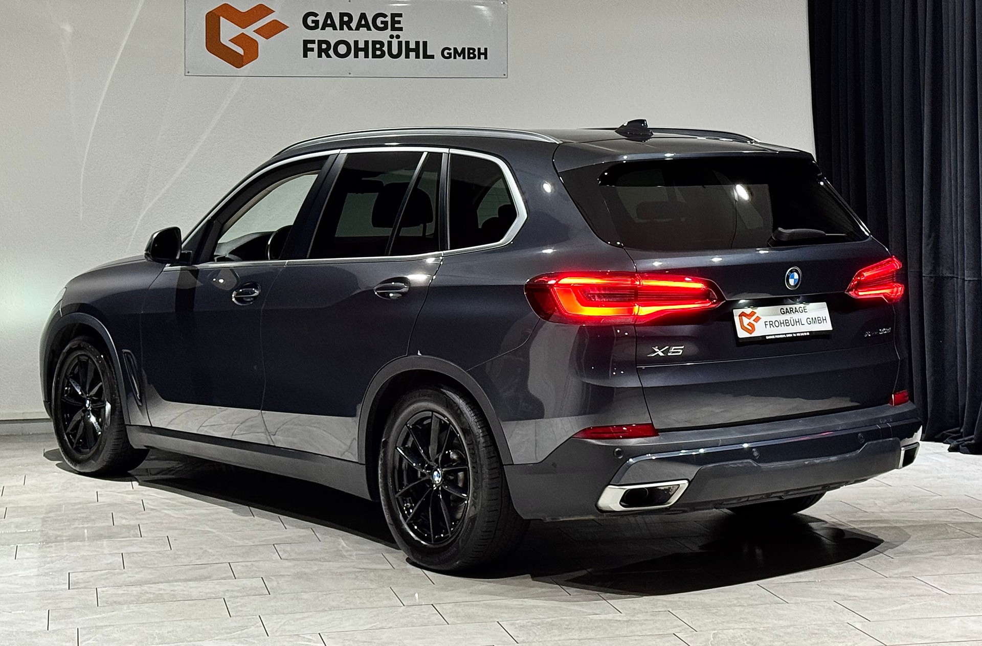 BMW X5 xDrive 30d Steptronic | CH |-image-5