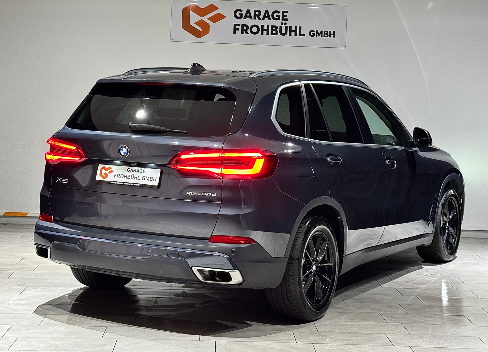 BMW X5 xDrive 30d Steptronic | CH |-image-4
