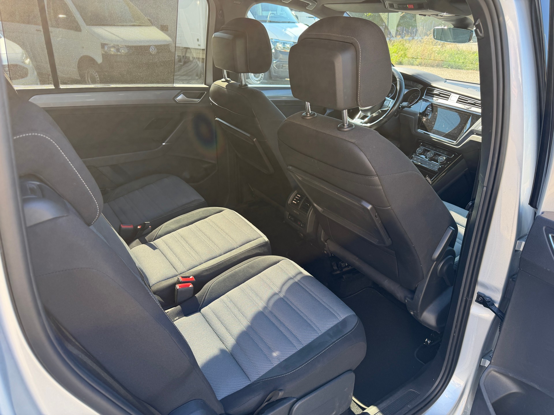 VW Touran 1.5 TSI EVO Highline DSG-image-12