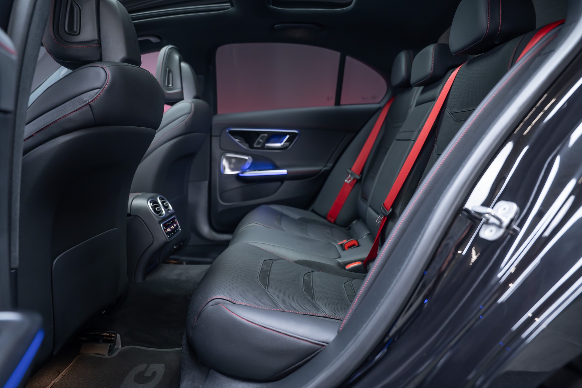 MERCEDES-BENZ C 43 AMG Executive Edition 4matic / 360°Kamera / HeadUp / Burmester-image-18