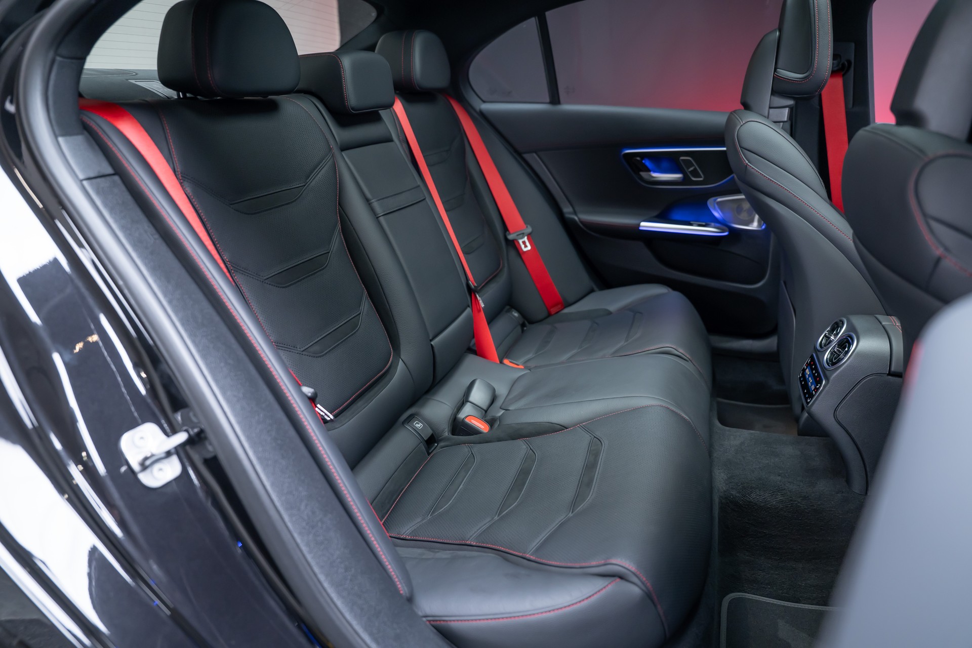 MERCEDES-BENZ C 43 AMG Executive Edition 4matic / 360°Kamera / HeadUp / Burmester-image-24