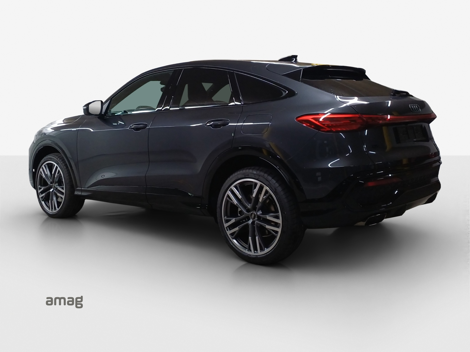 AUDI Q5 Sportback e-hybrid quattro 220 kW S-tronic-image-2