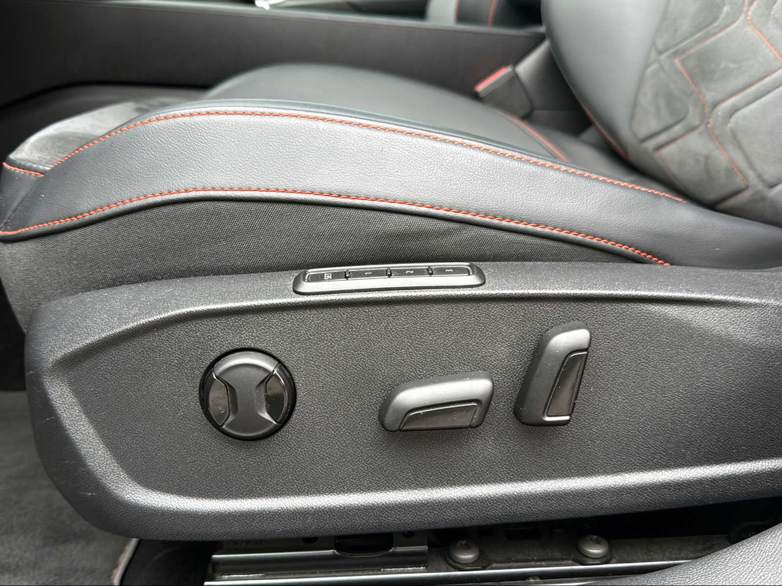 SEAT Leon 1.4 eHybrid Hola FR DSG-image-7