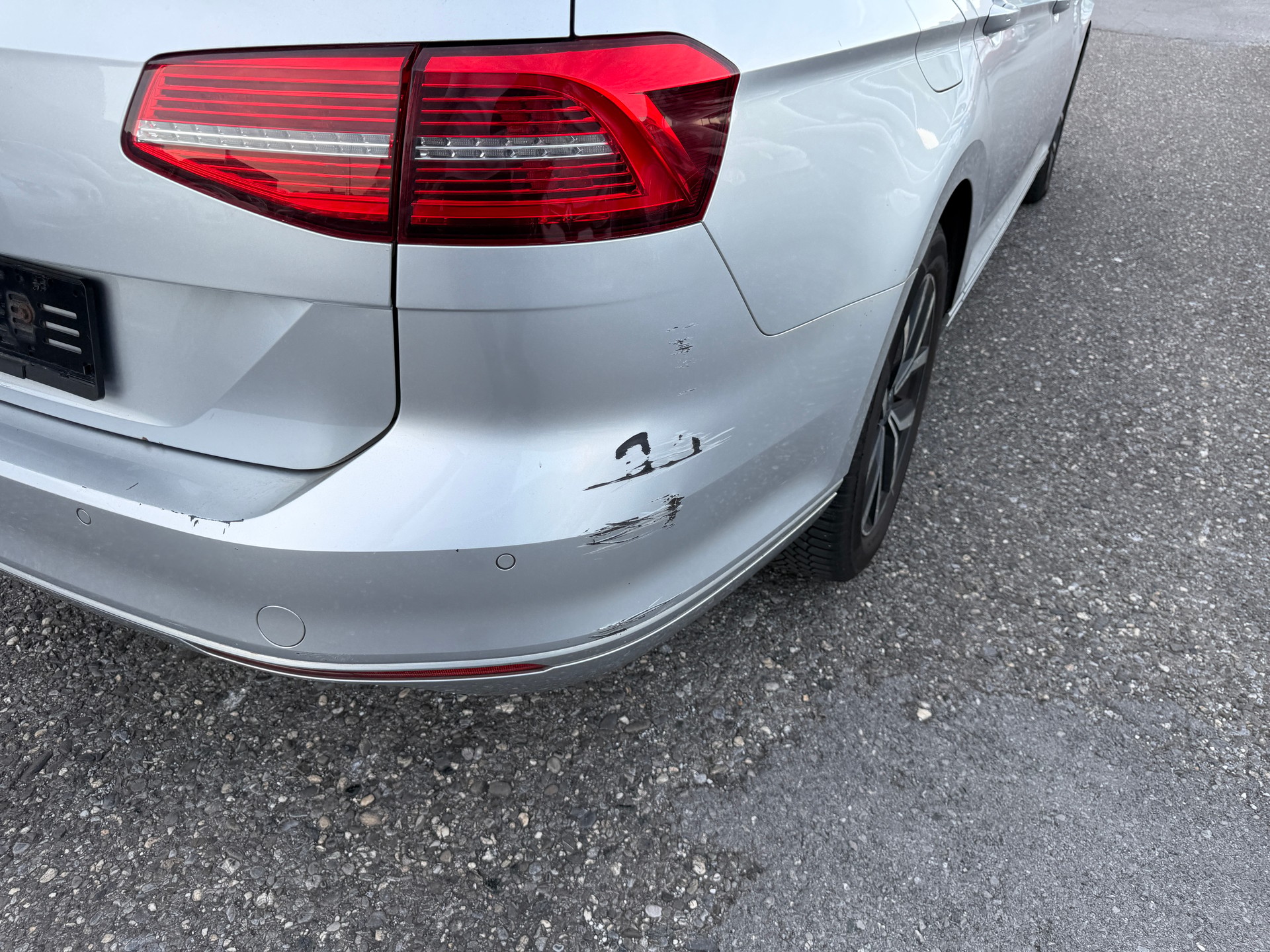 VW Passat Variant 2.0 TDI SCR BMT Comfortline DSG-image-5