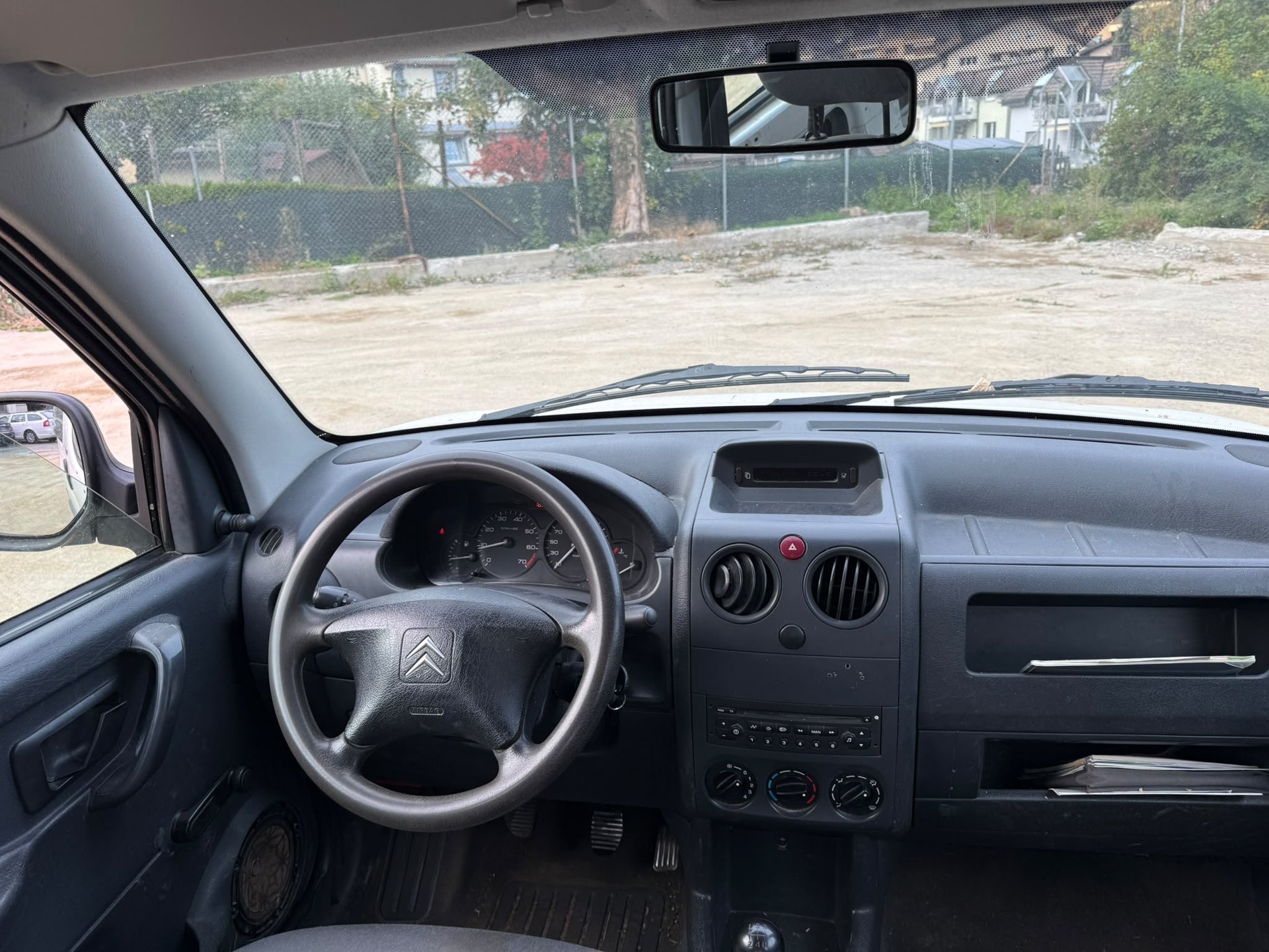 CITROEN Berlingo 1.4 800-image-7