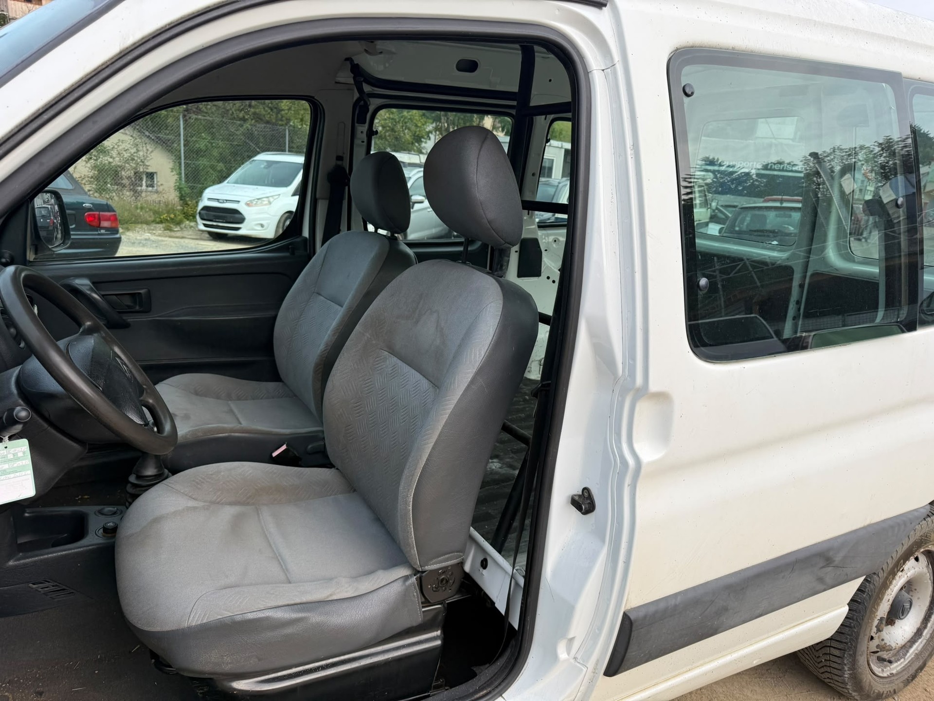 CITROEN Berlingo 1.4 800-image-6