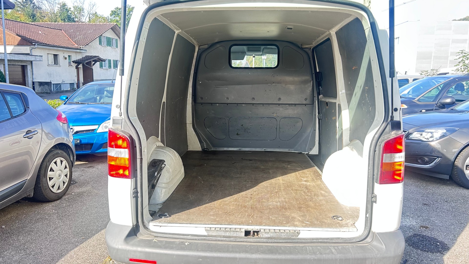 VW T5 1.9 TDI PD-image-9