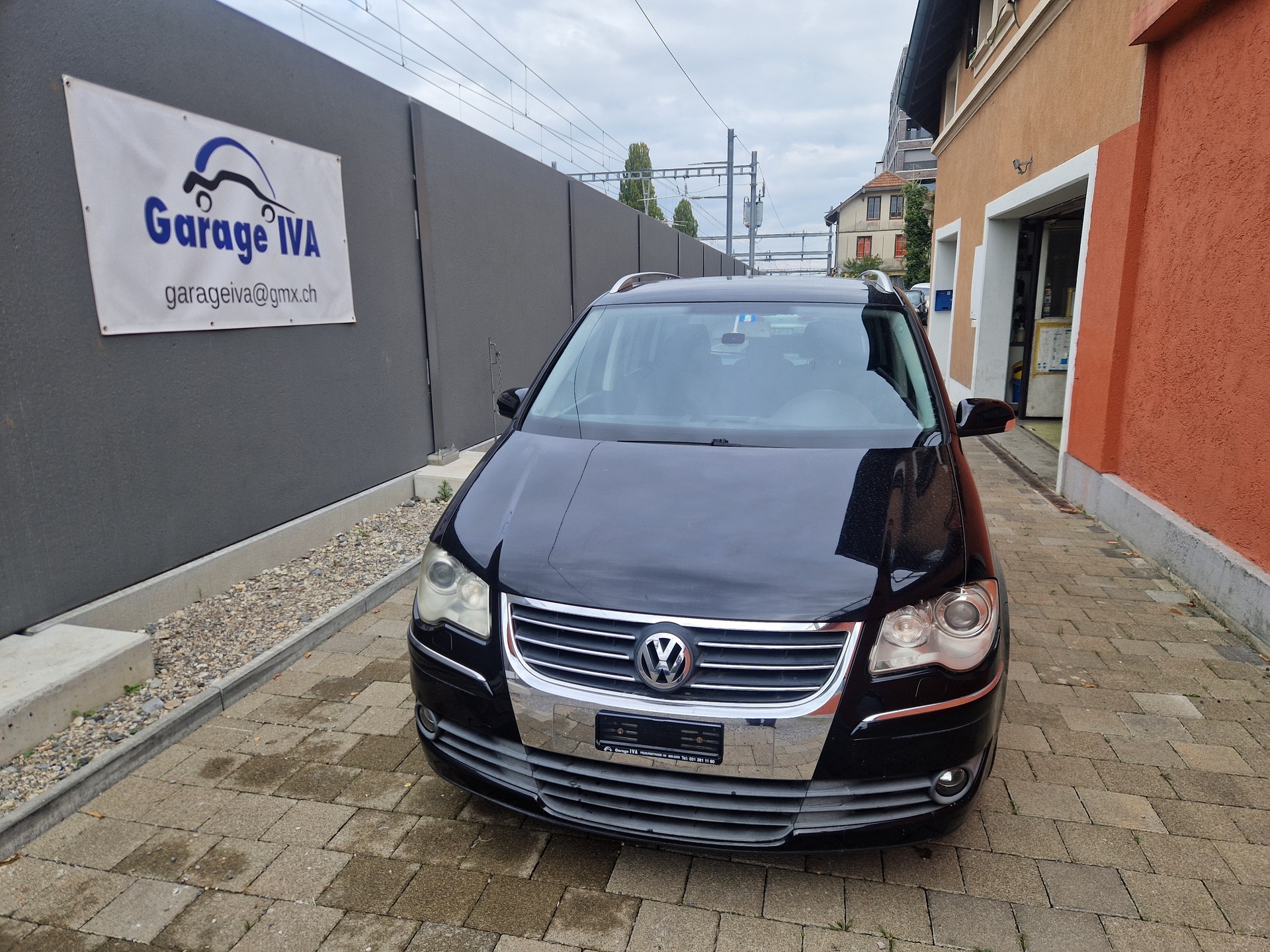 VW Touran 1.4 TSI Highline DSG-image-0