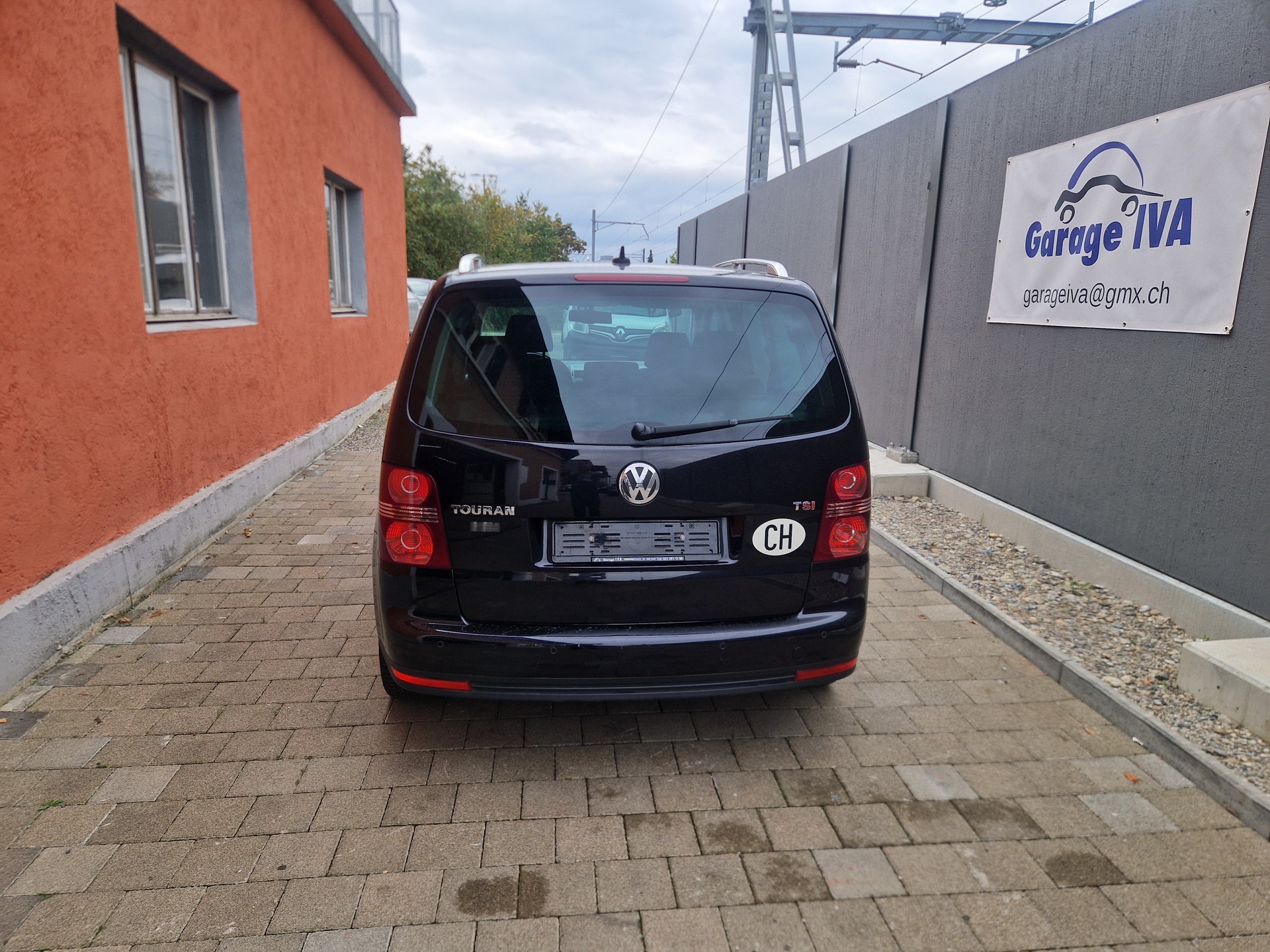 VW Touran 1.4 TSI Highline DSG-image-5
