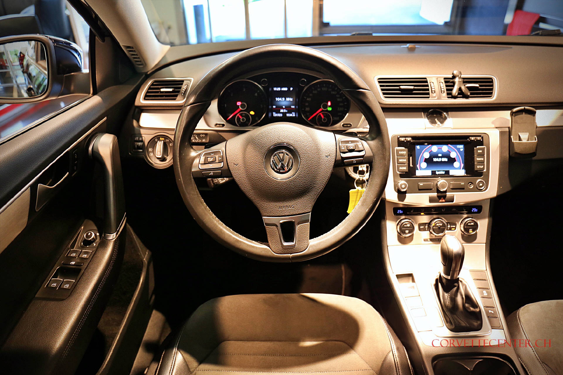 VW Passat Variant 2.0 TDI Highline-image-13