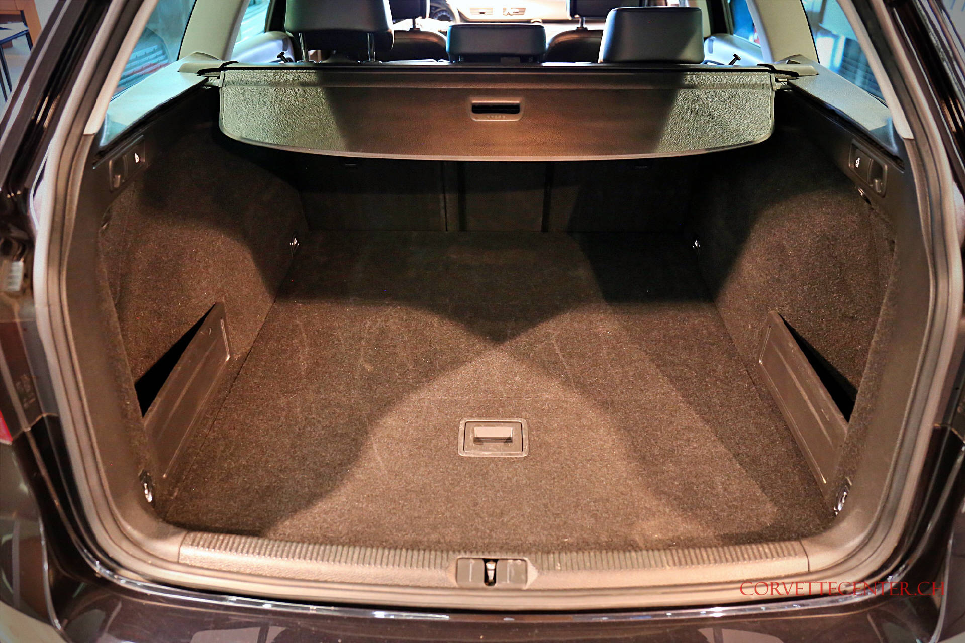 VW Passat Variant 2.0 TDI Highline-image-15
