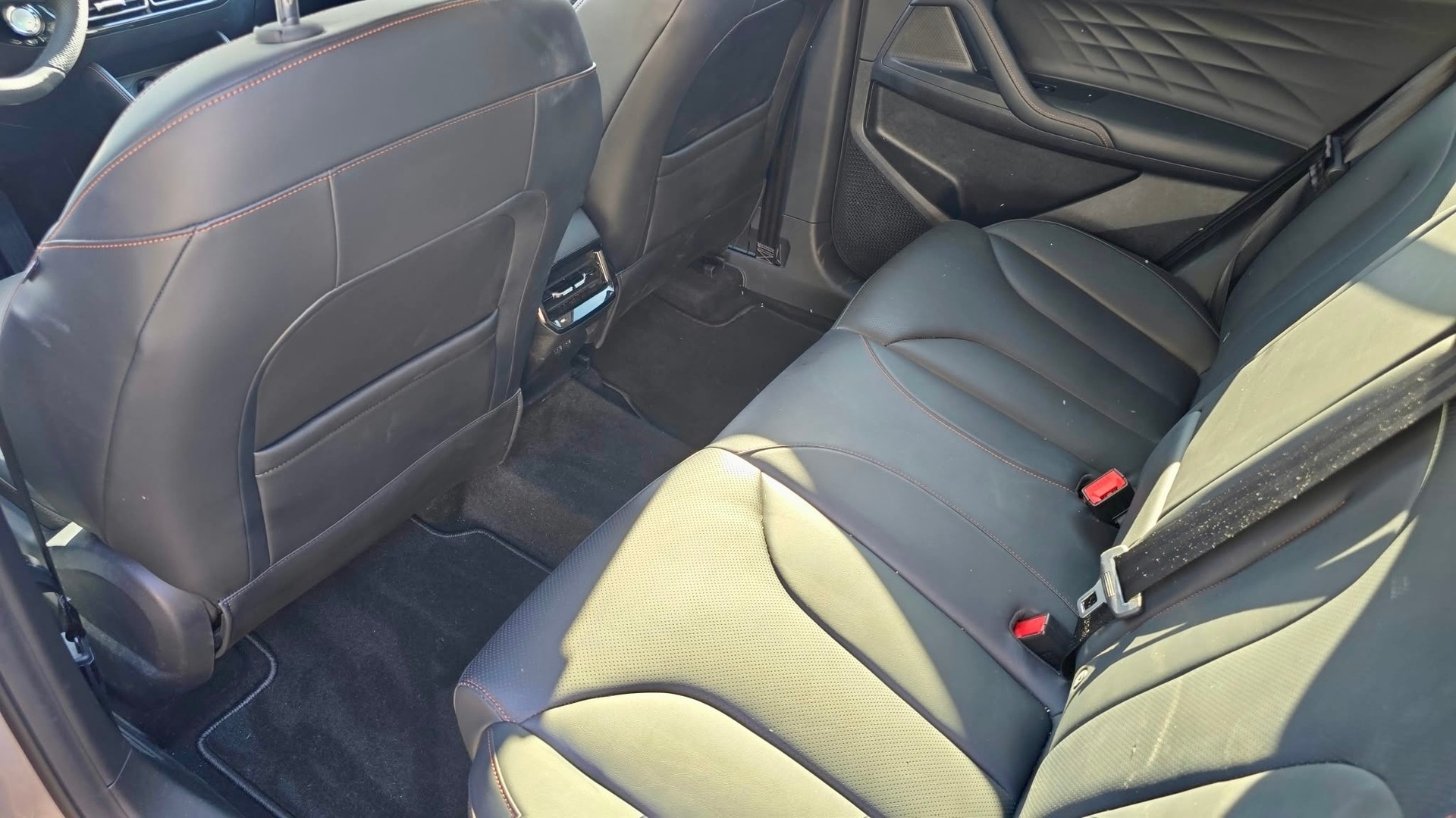 MG HS 1.5 T HEV Luxury-image-13