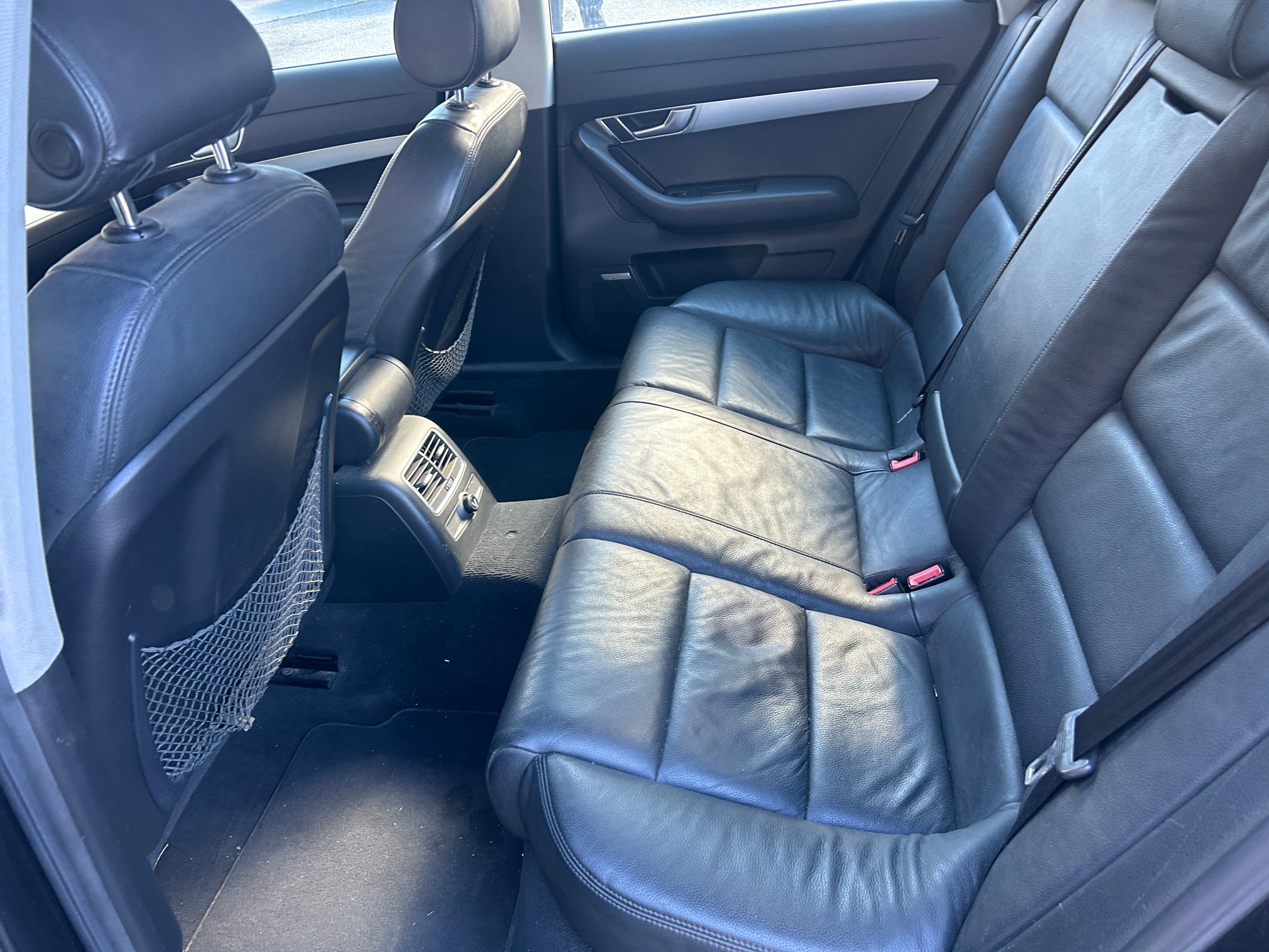 AUDI A6 Limousine 3.0 V6 TDI quattro-image-6