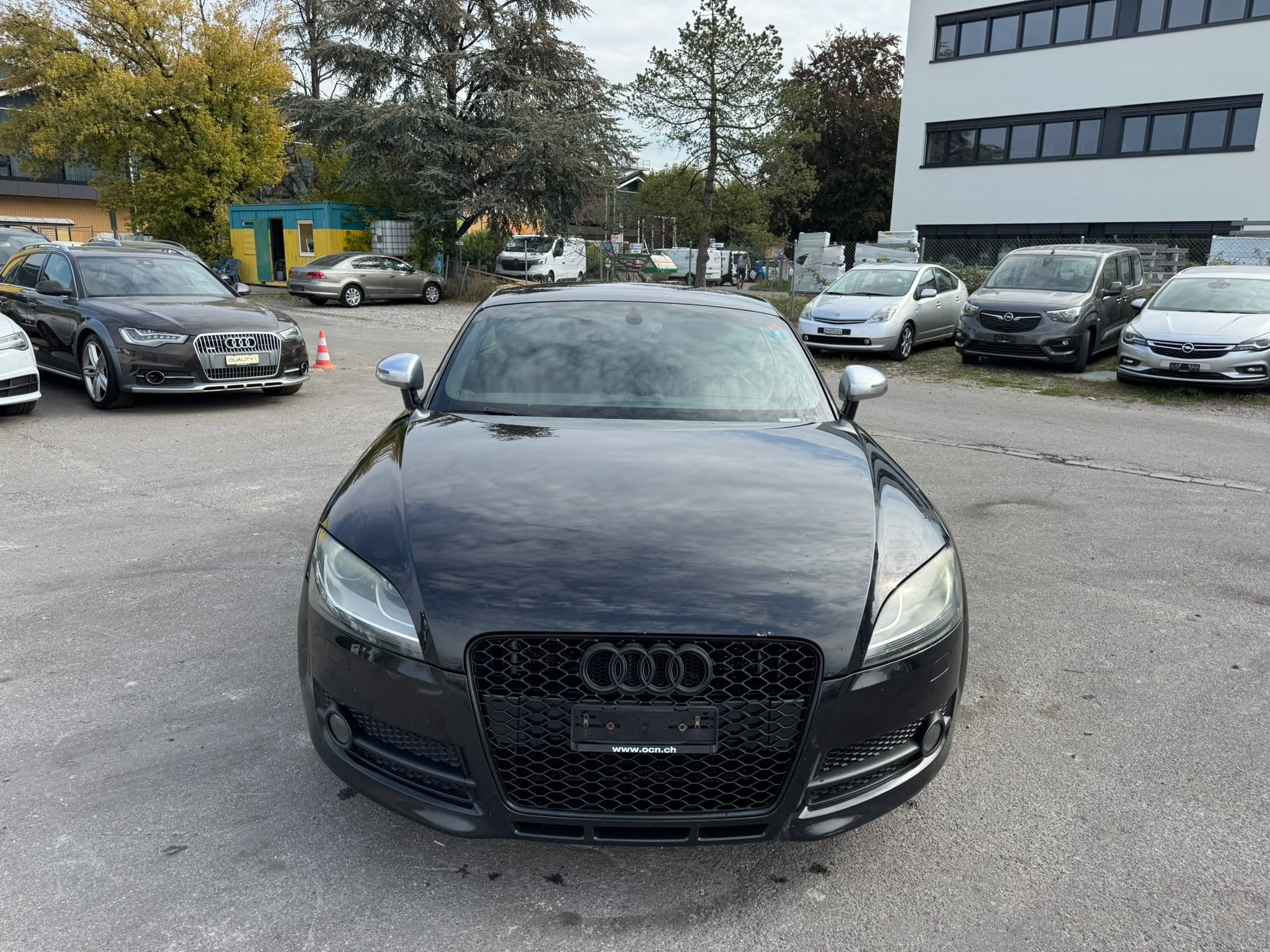 Car photo