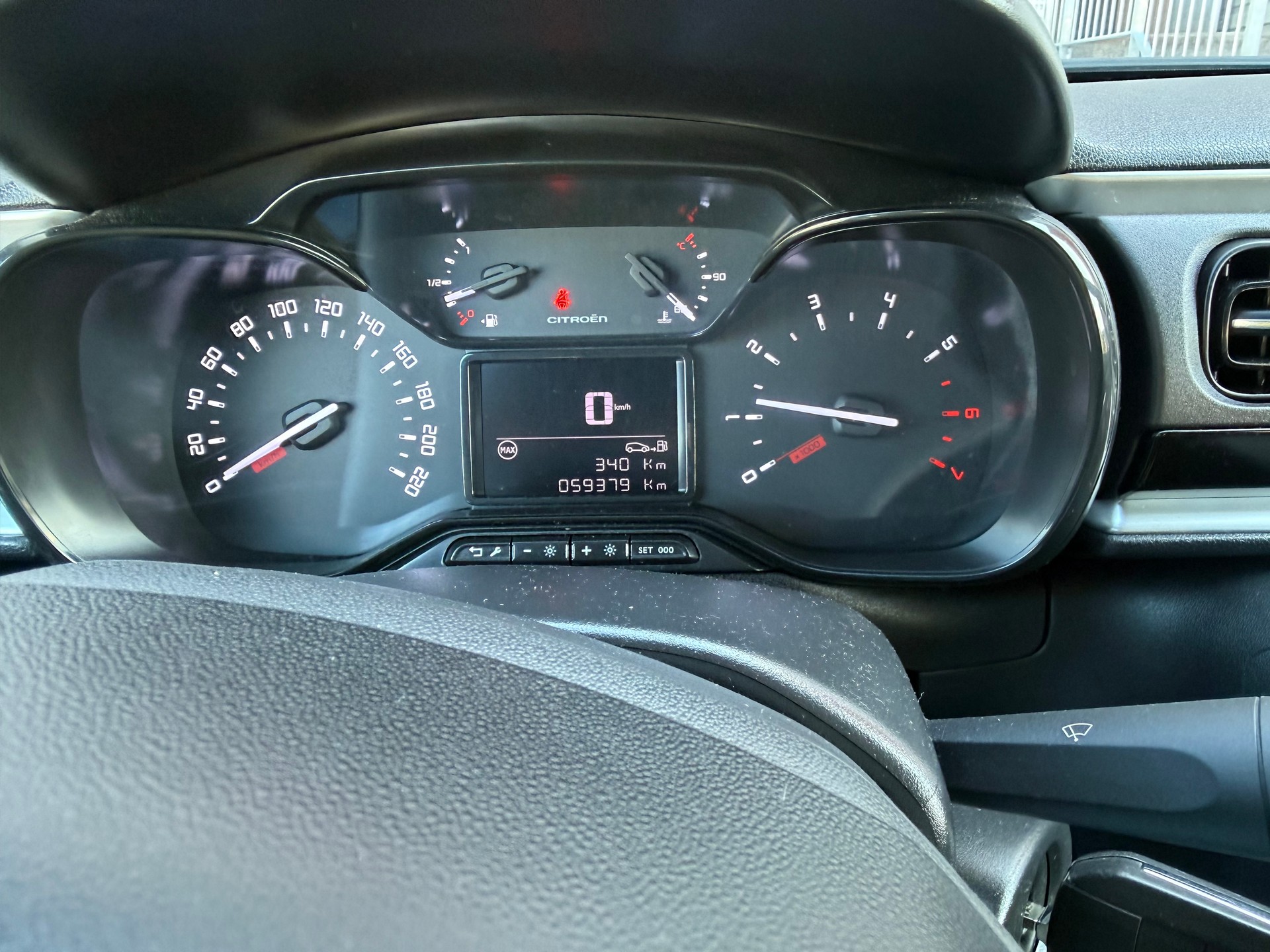 CITROEN C4 Cactus 1.2 e-THP Shine-image-2