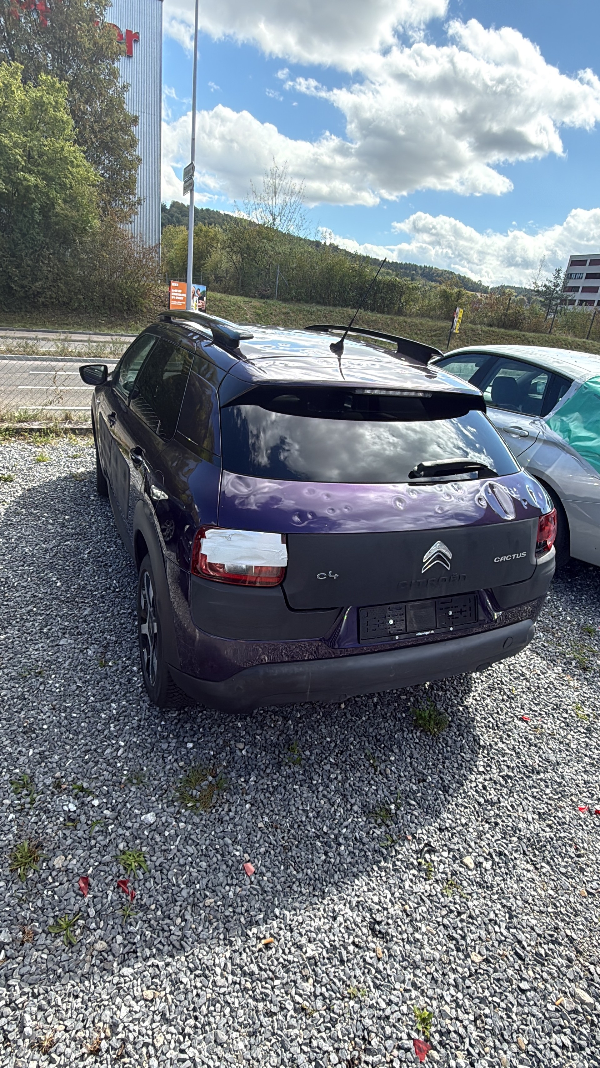 CITROEN C4 Cactus 1.2 e-THP Shine-image-14