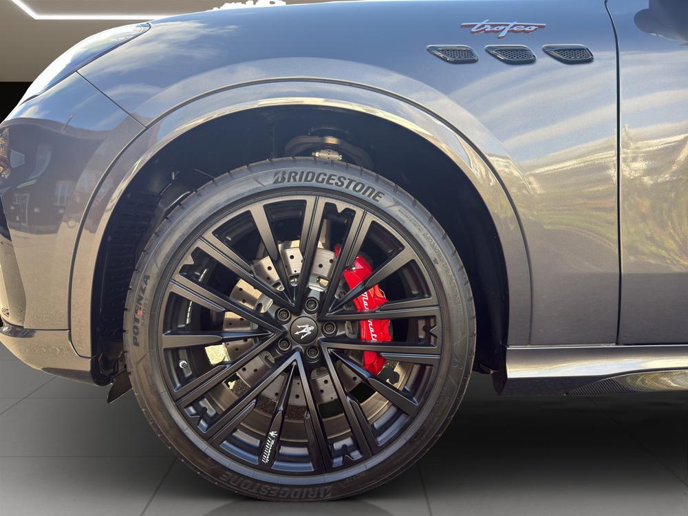 MASERATI Grecale 3.0 V6 Trofeo-image-14